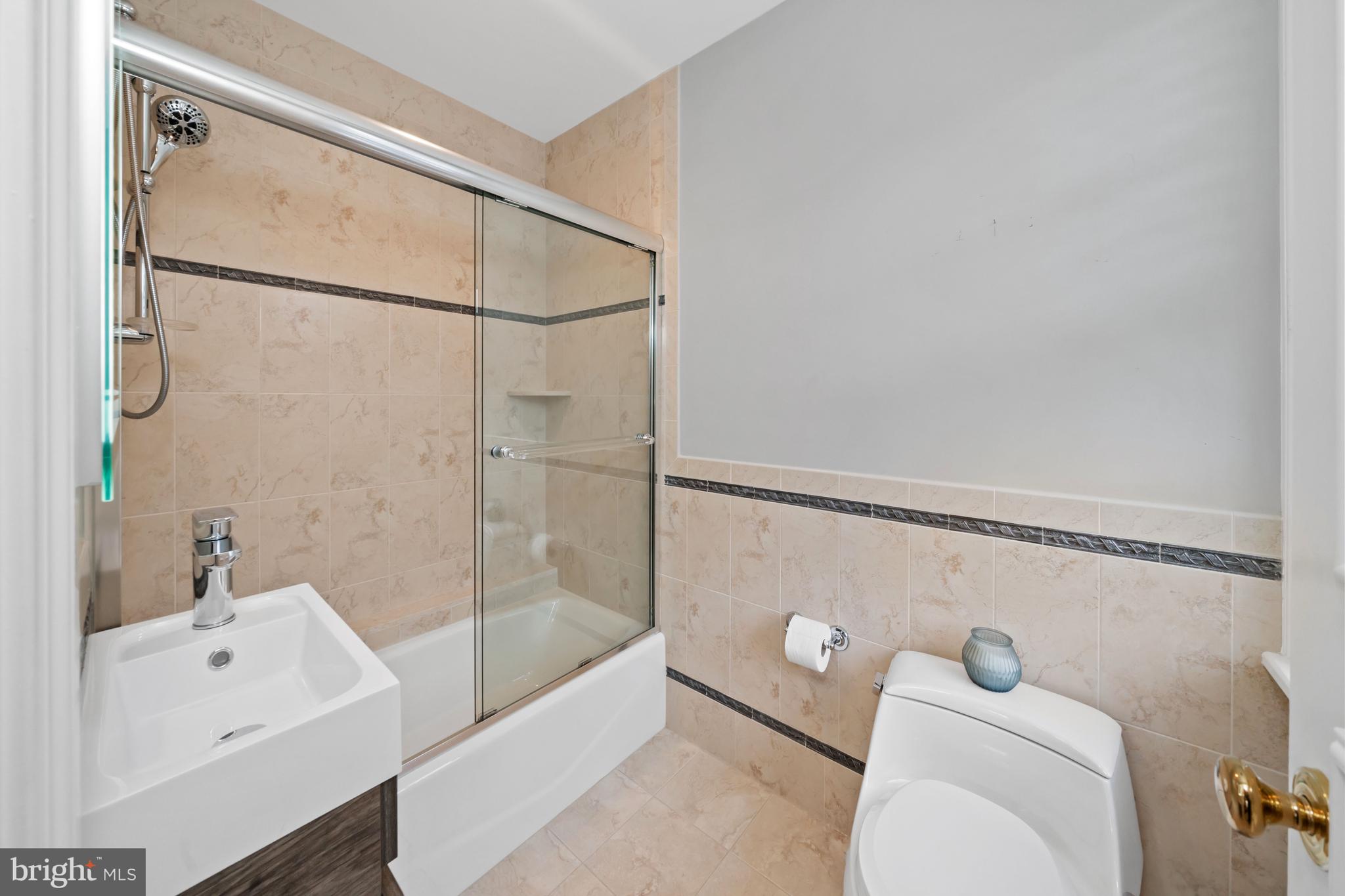 HIGHLANDS - Residential