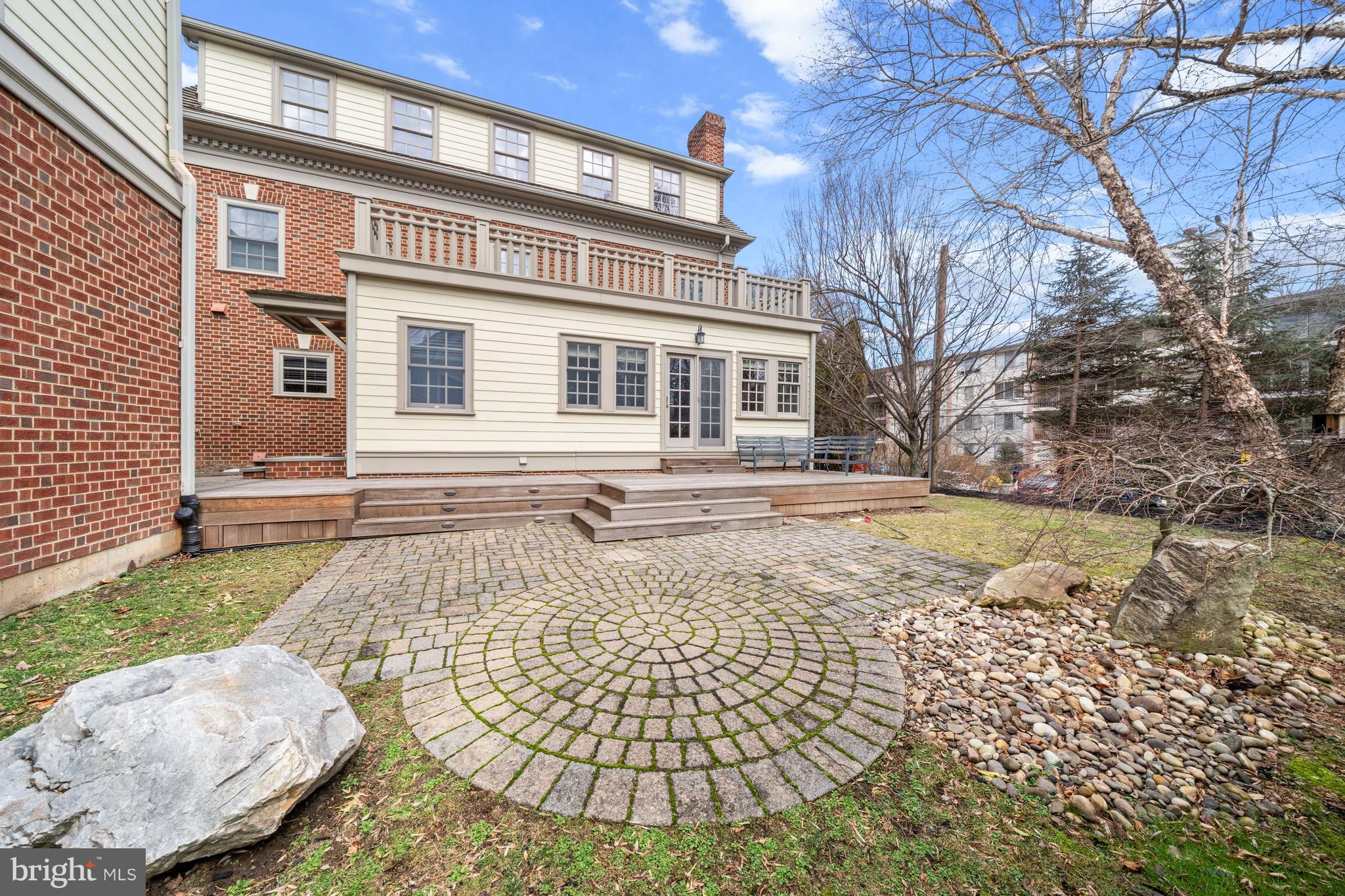 HIGHLANDS - Residential