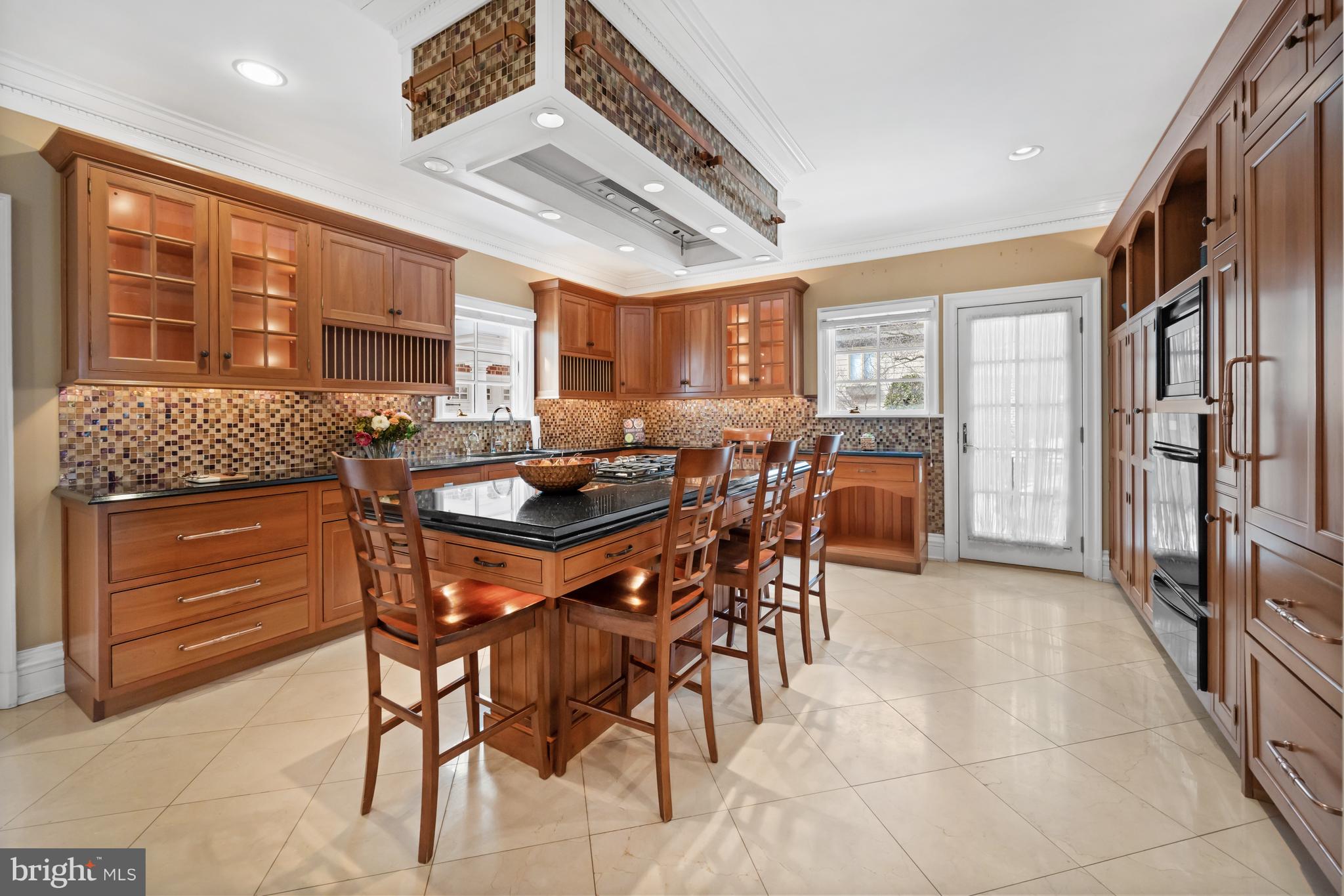 HIGHLANDS - Residential