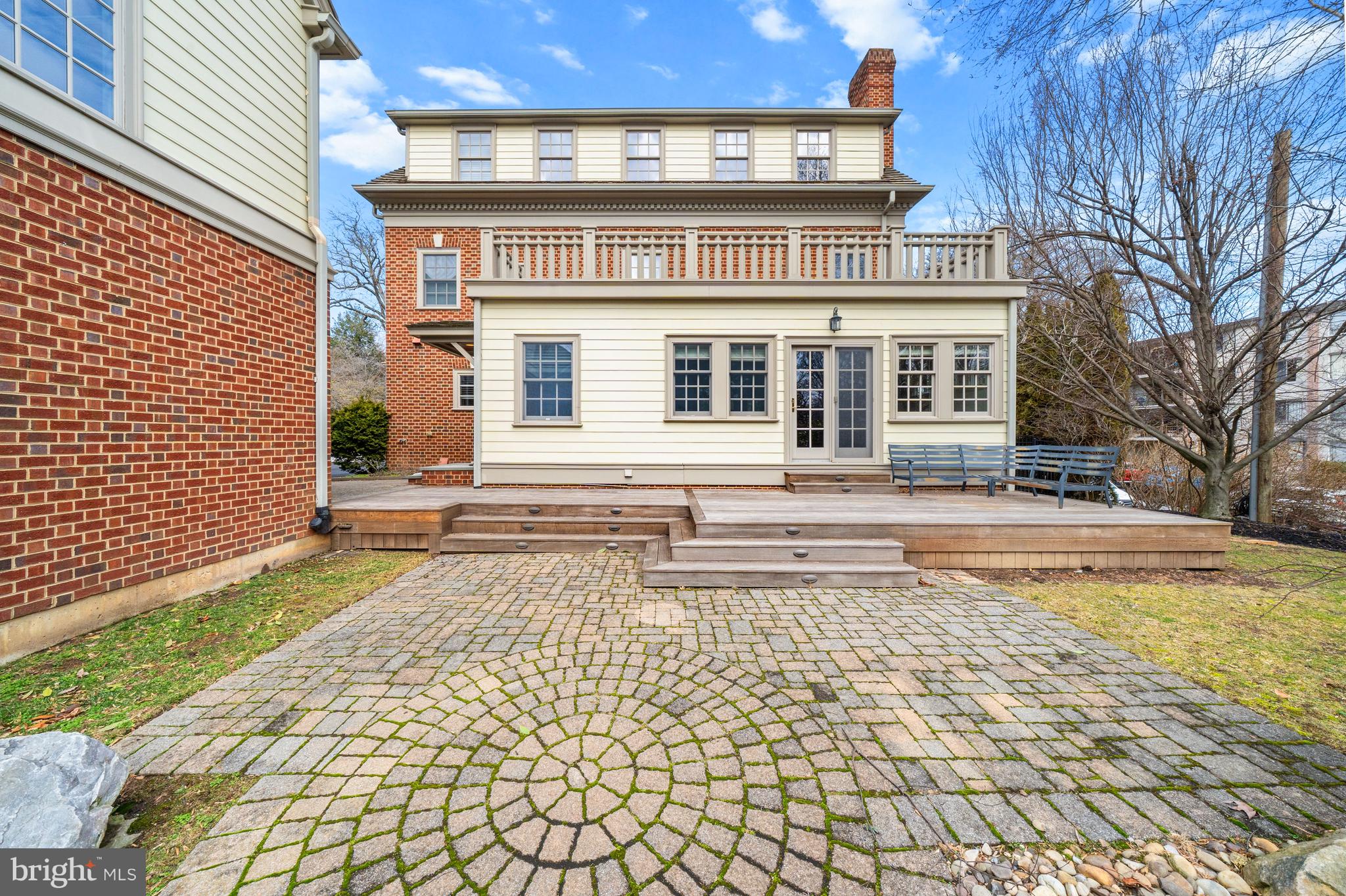 HIGHLANDS - Residential