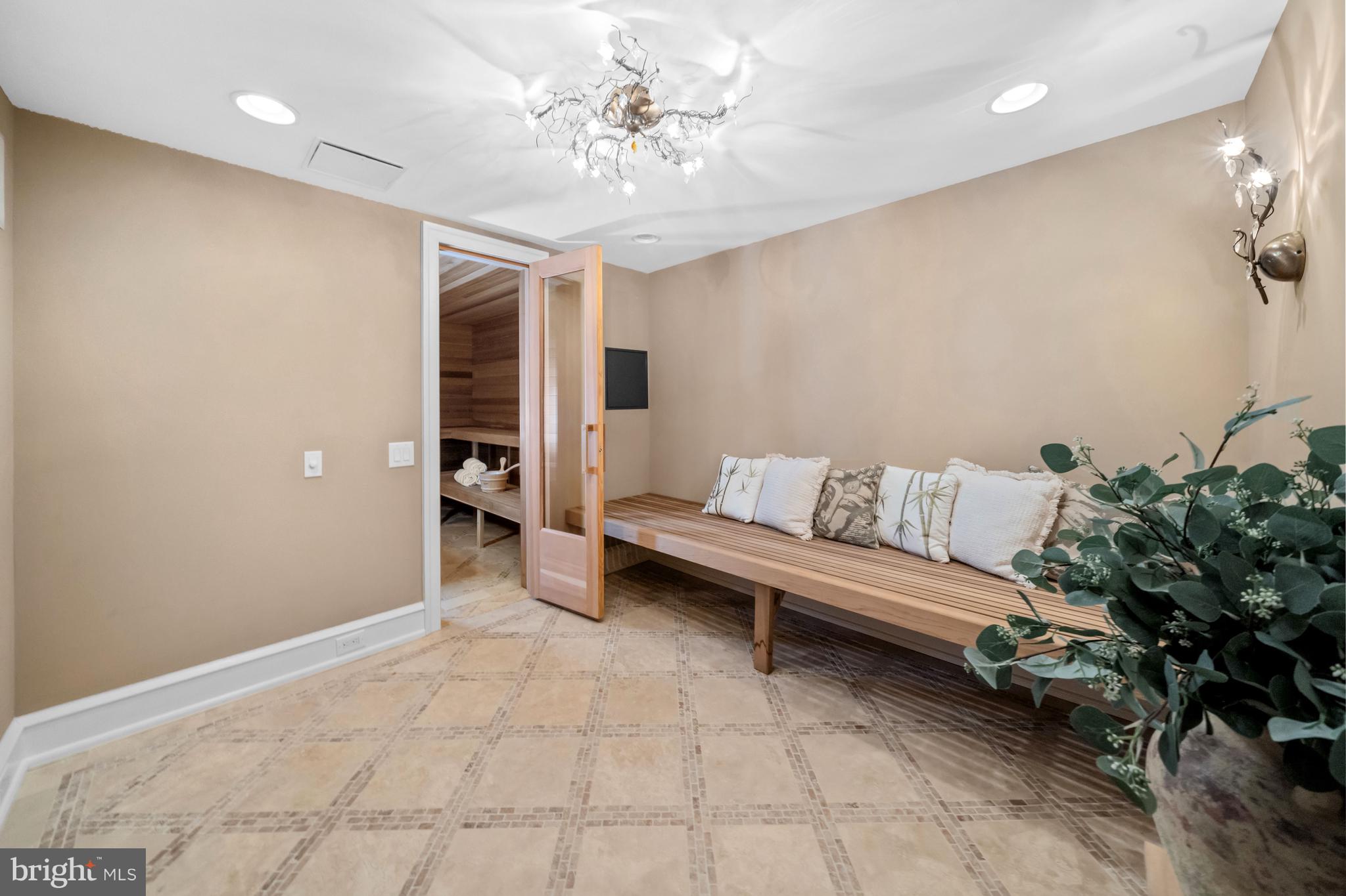 HIGHLANDS - Residential