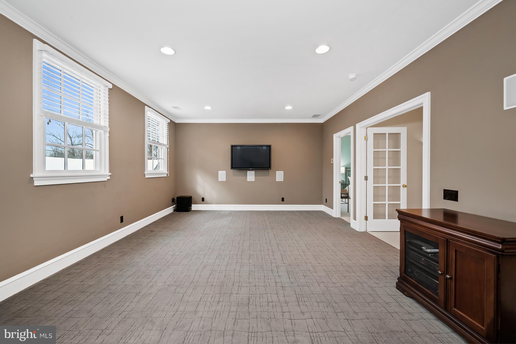 HIGHLANDS - Residential