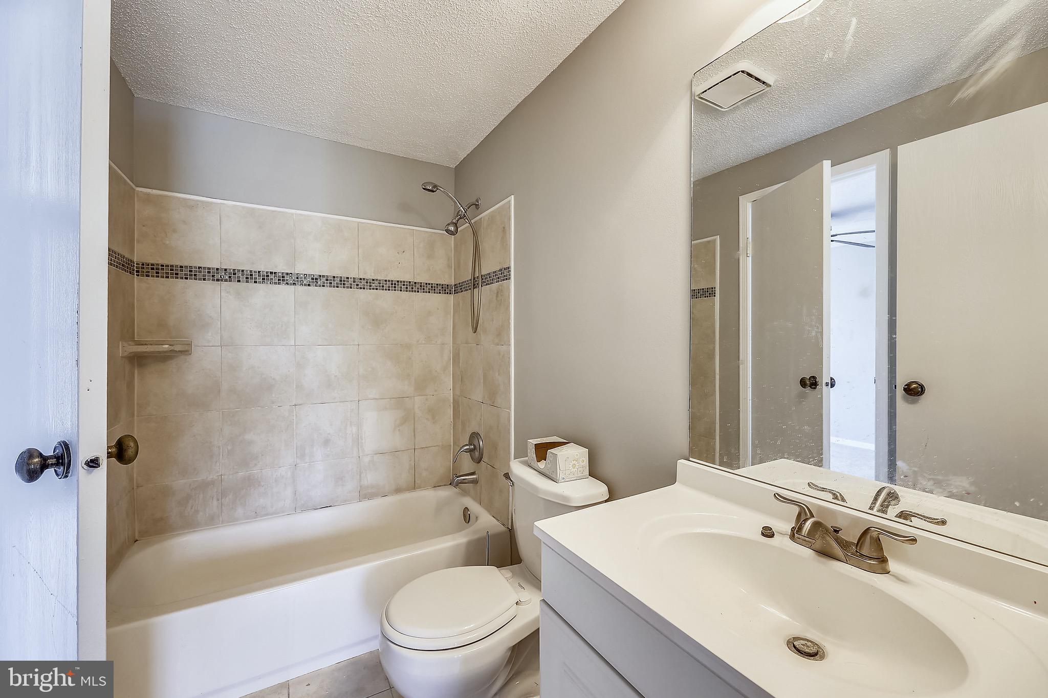 HIGHLAND GARDENS - Residential