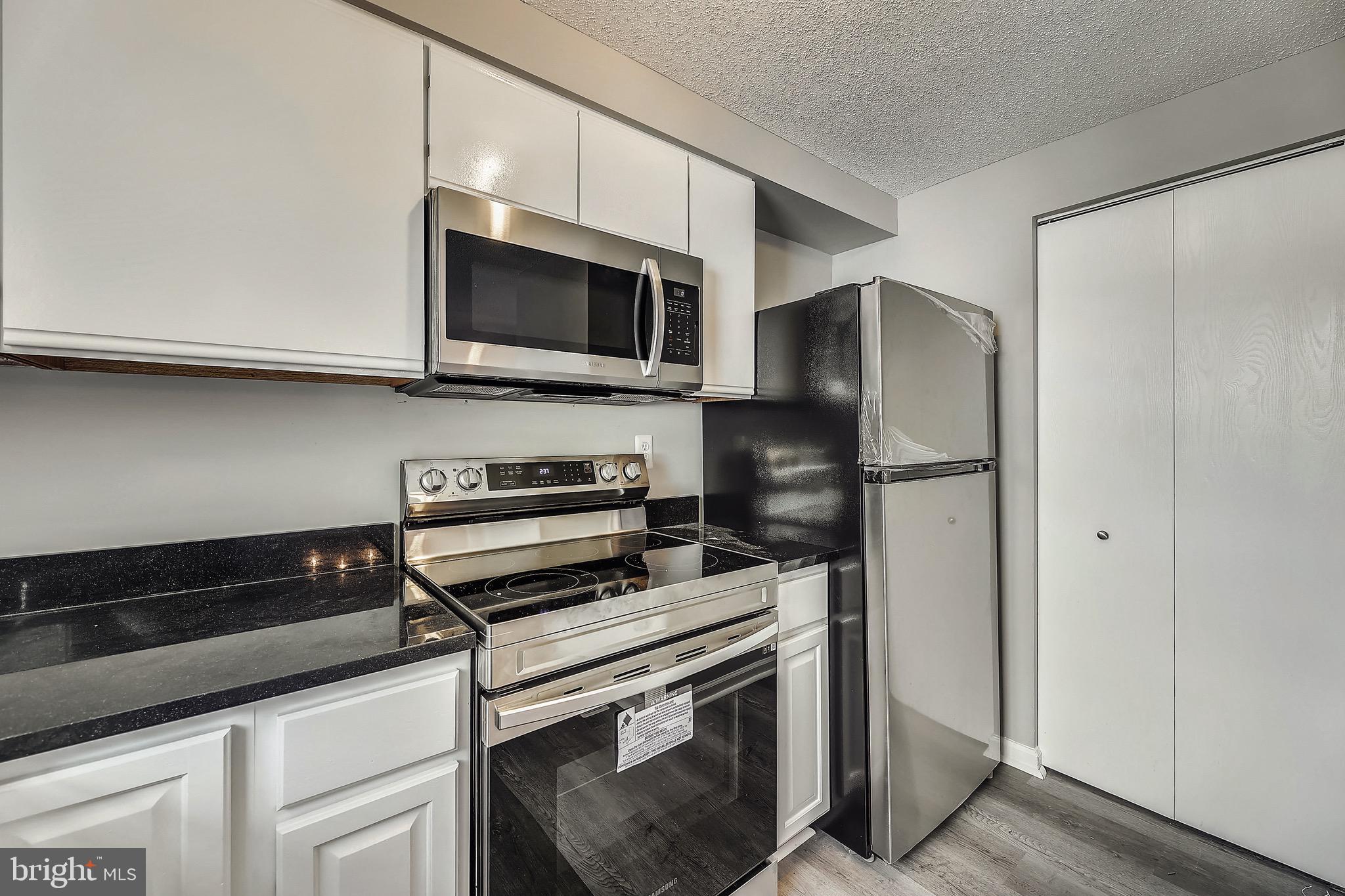 HIGHLAND GARDENS - Residential