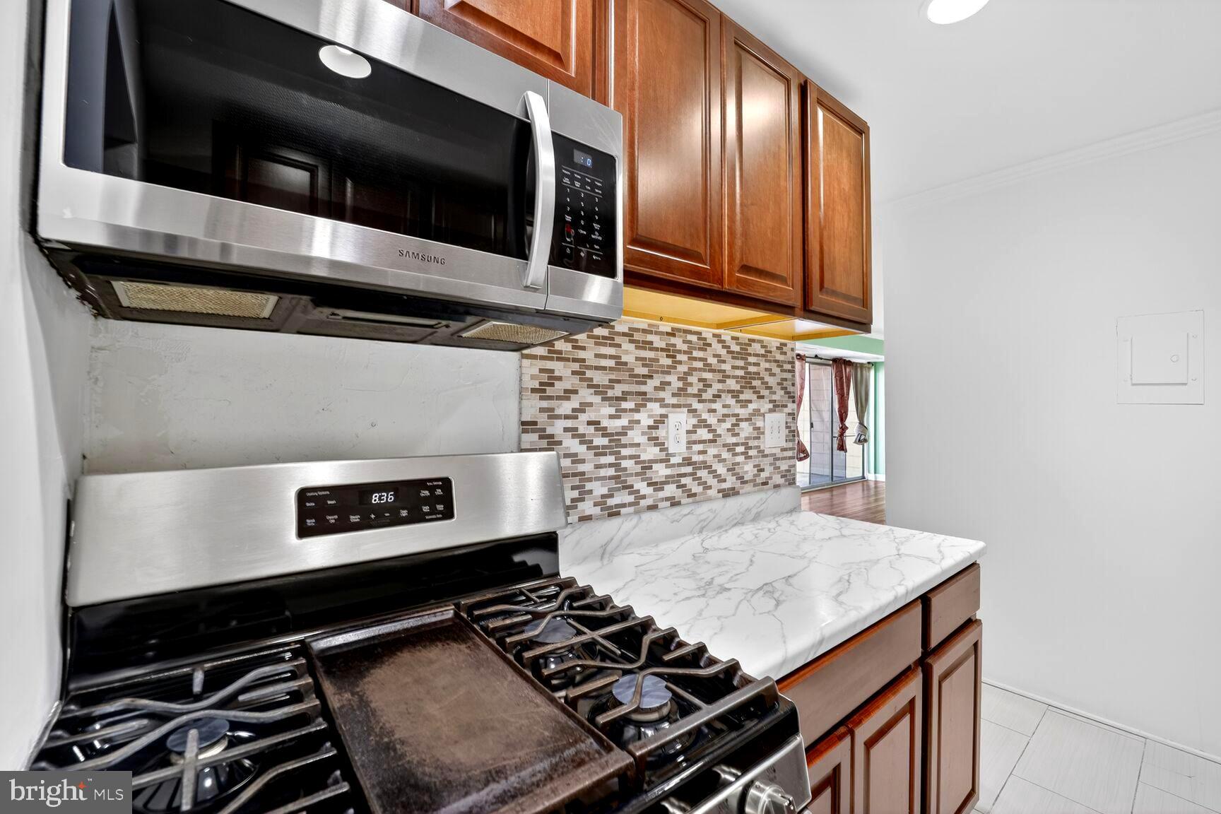 FRENCHMANS CREEK - Residential