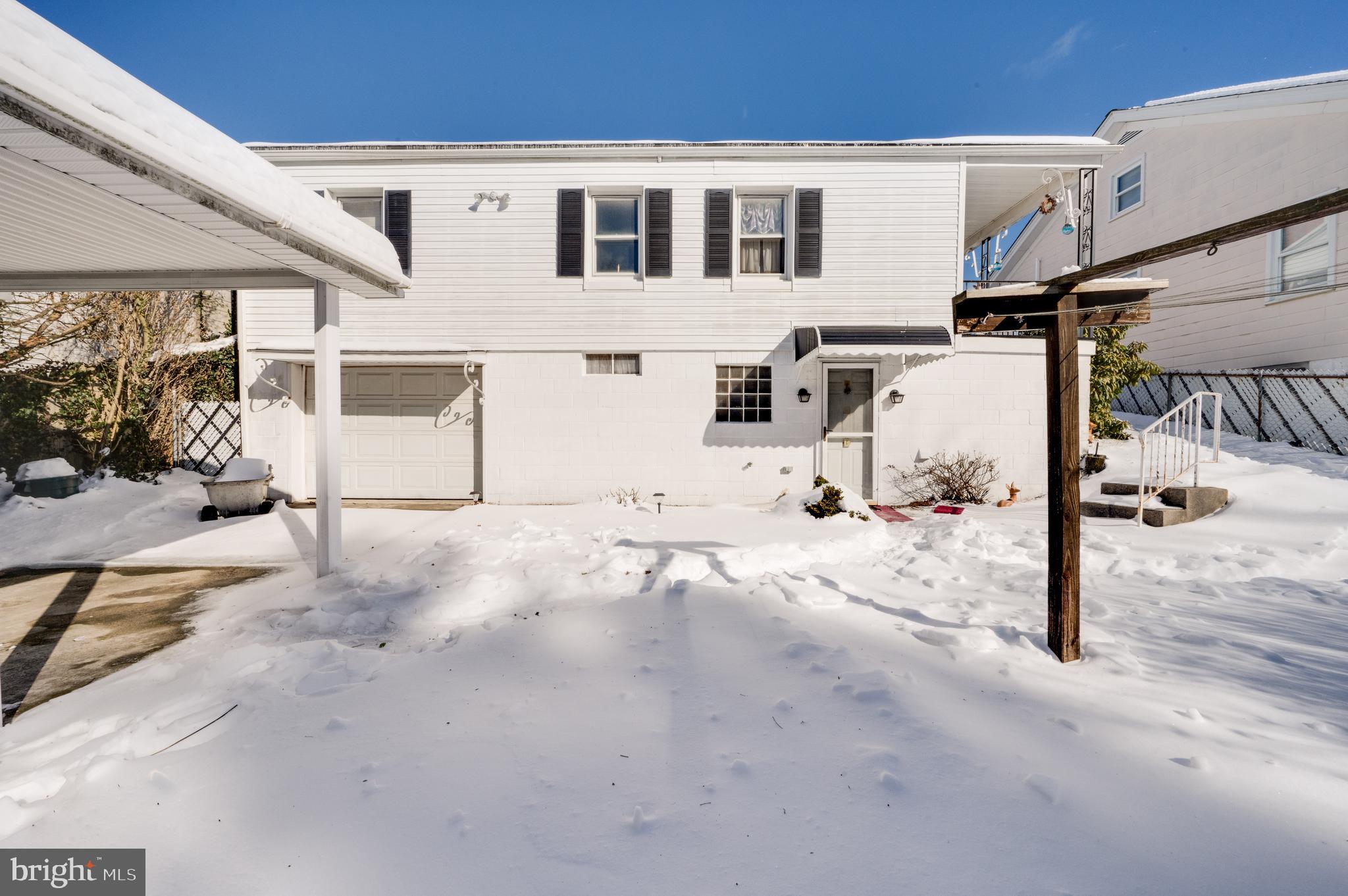 SUMMIT HILL BOROUGH - Residential