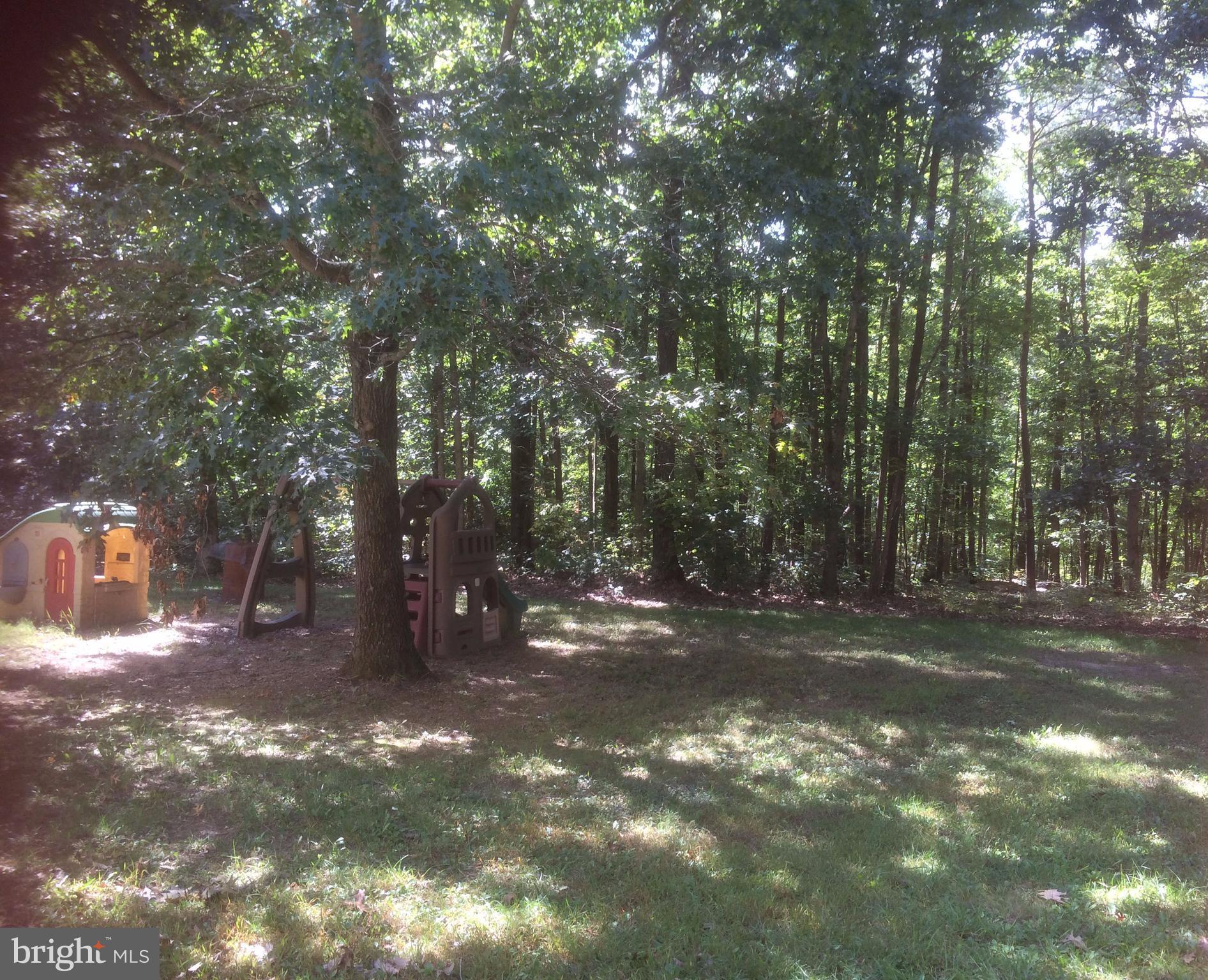 FOXCREST MANOR - Residential Lease