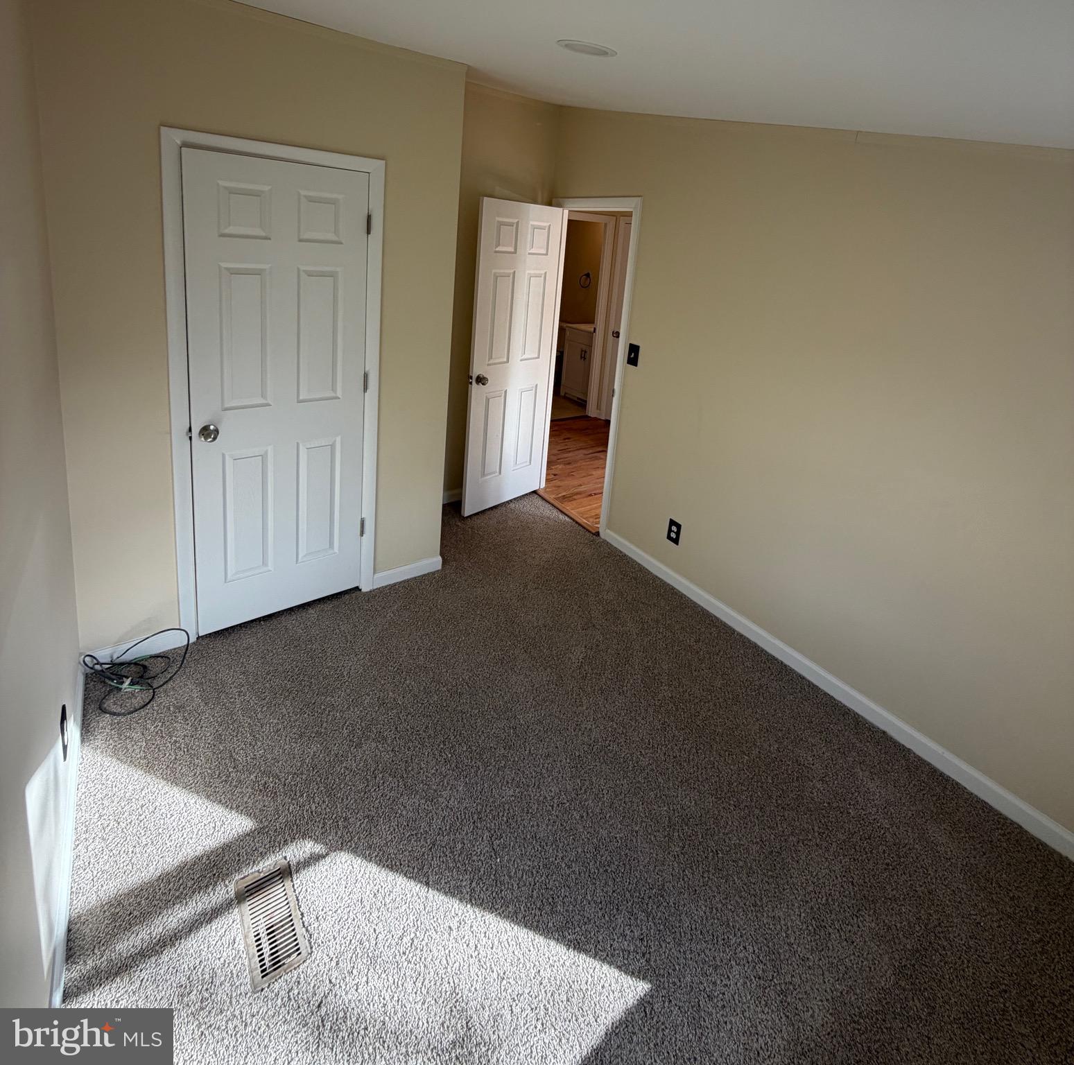 STONEY RUN - Residential