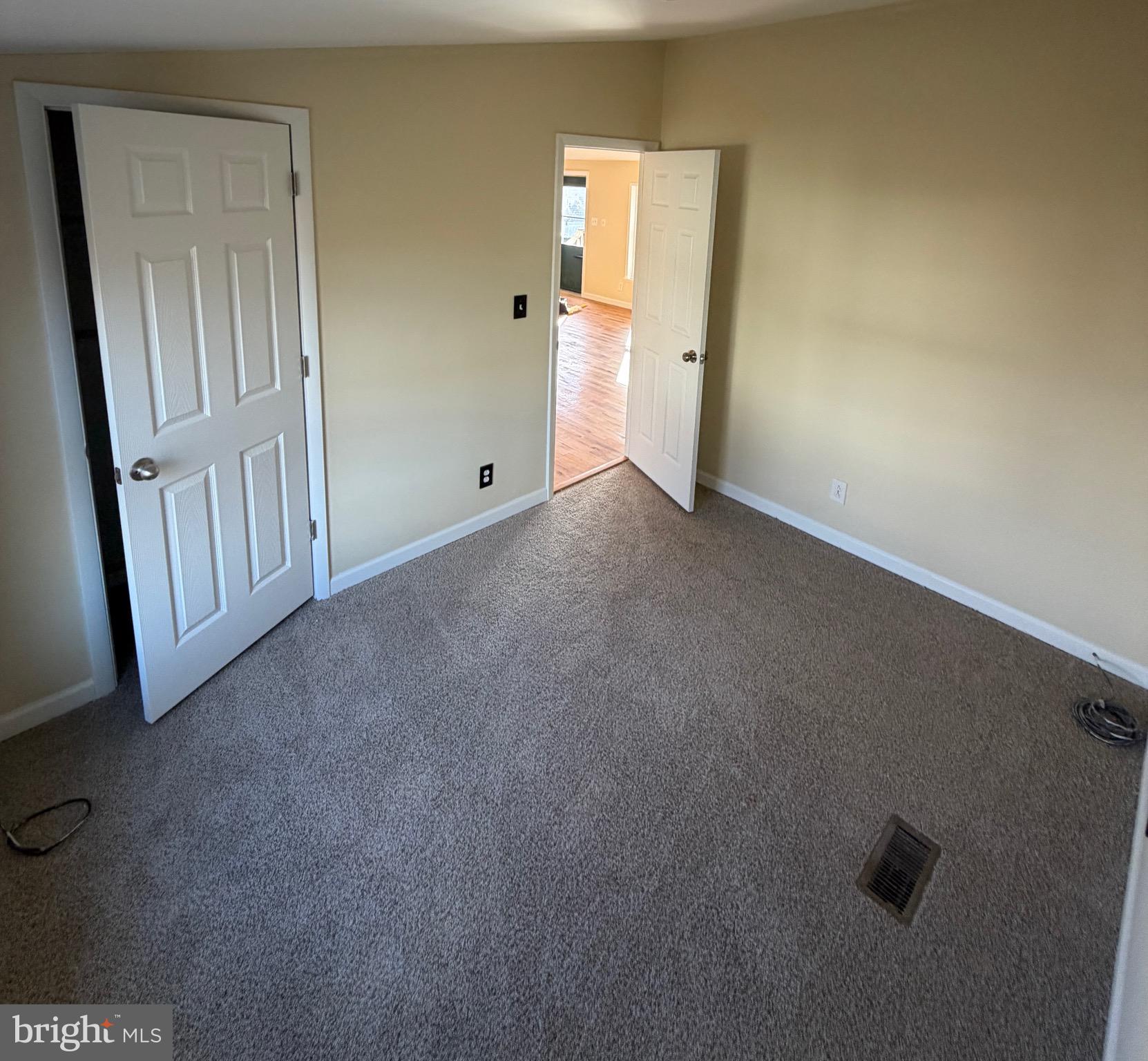 STONEY RUN - Residential