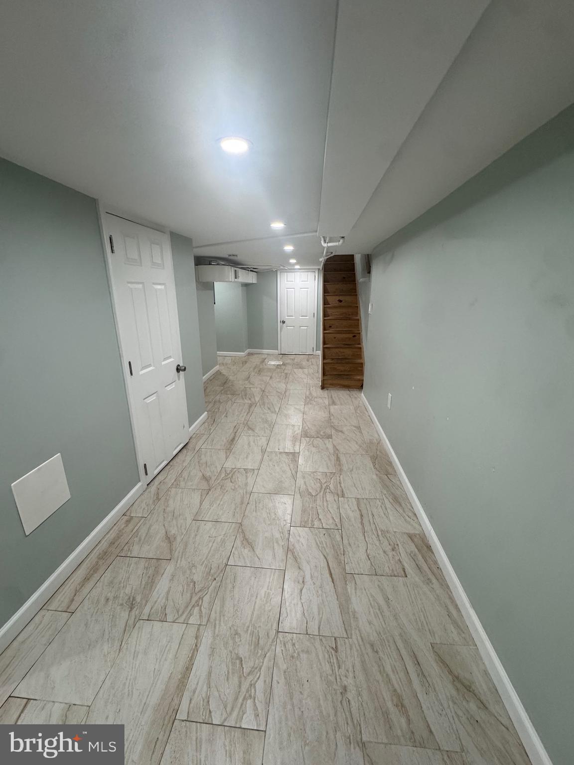 KENSINGTON - Residential