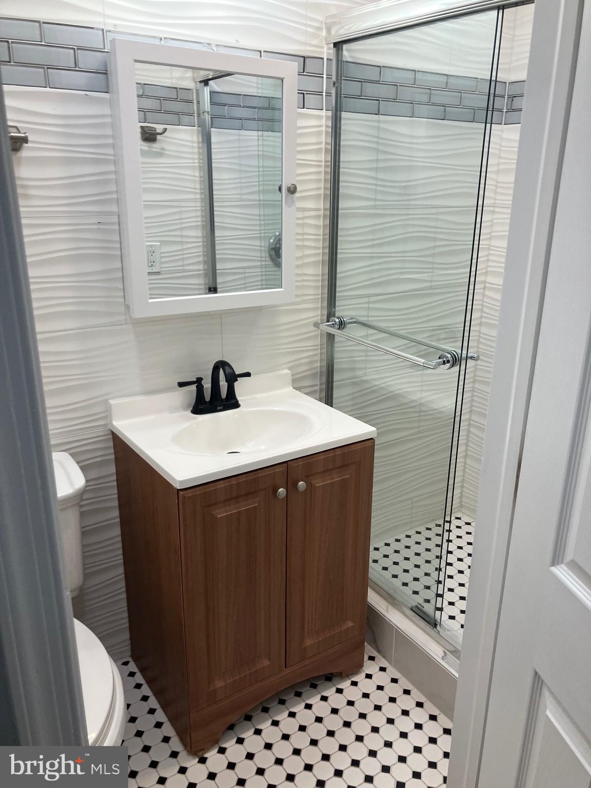 KENSINGTON - Residential