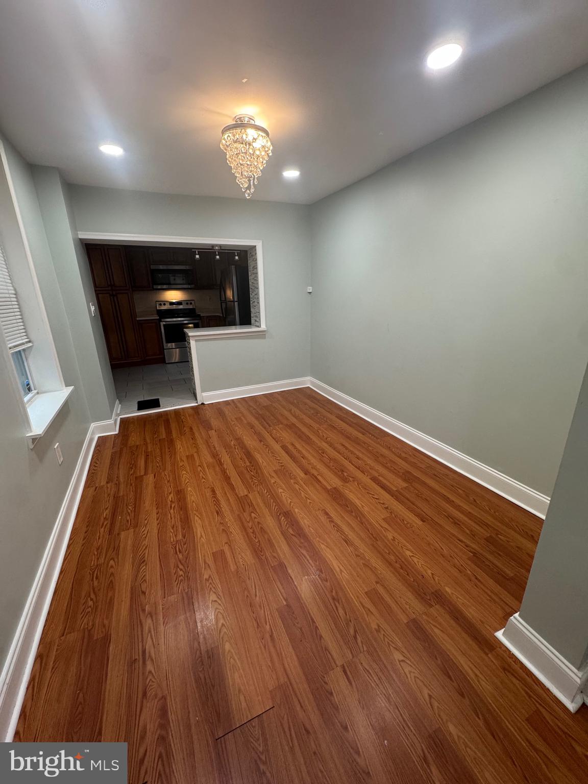 KENSINGTON - Residential