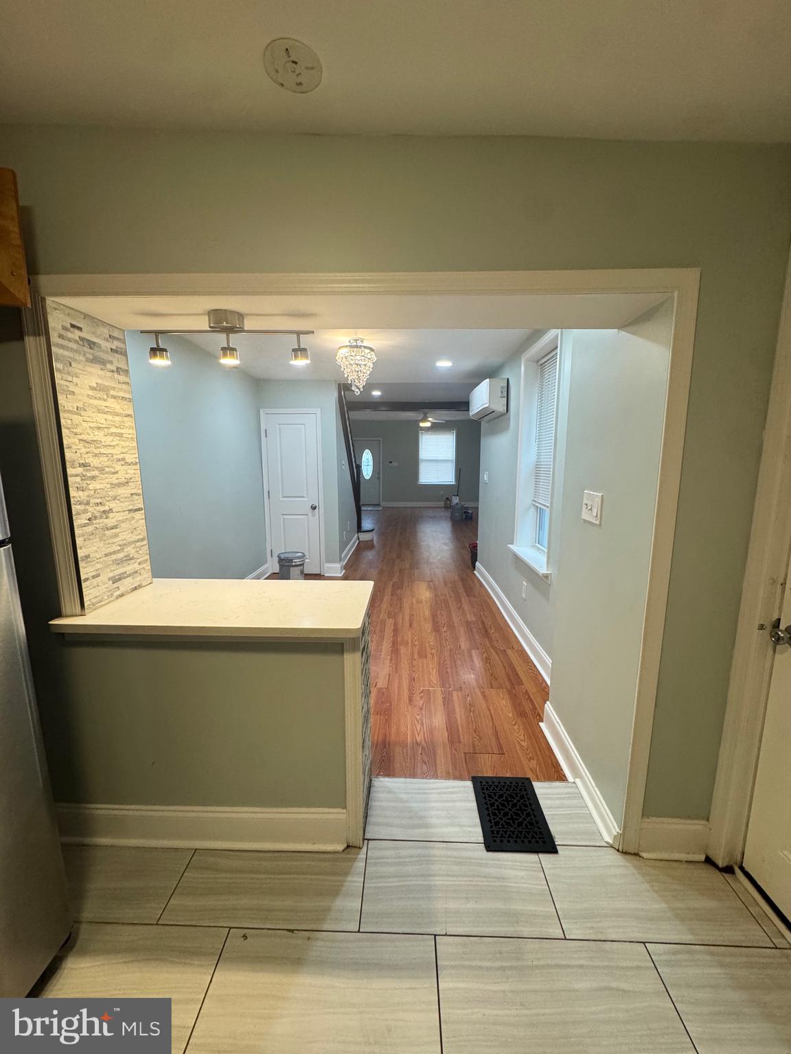 KENSINGTON - Residential