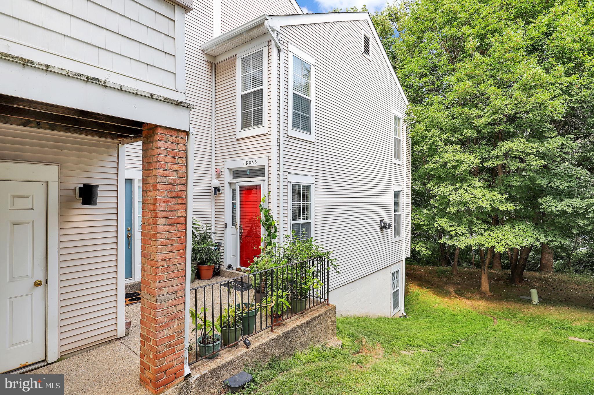 18063 ROYAL BONNET CIRCLE