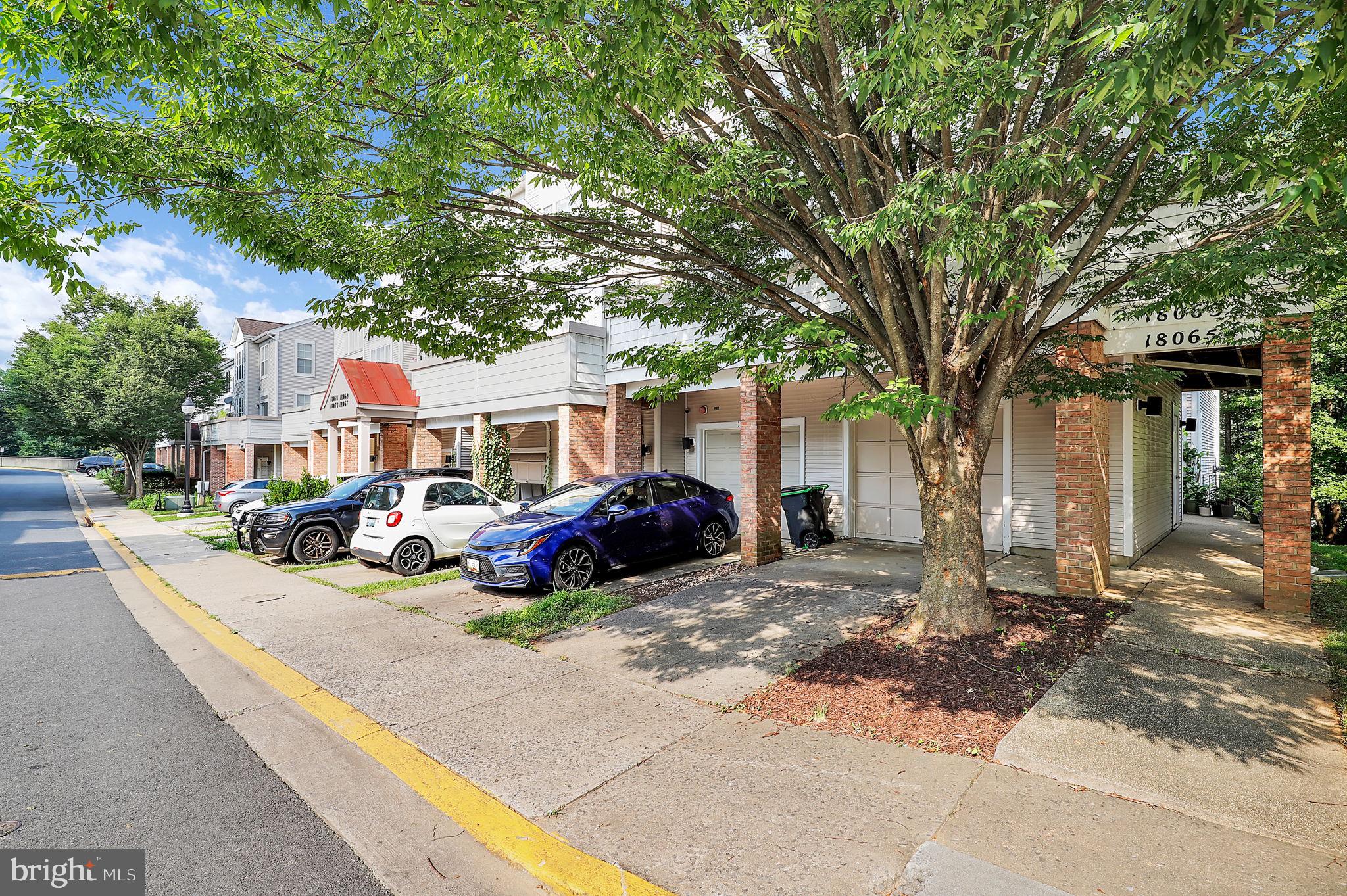 18063 ROYAL BONNET CIRCLE