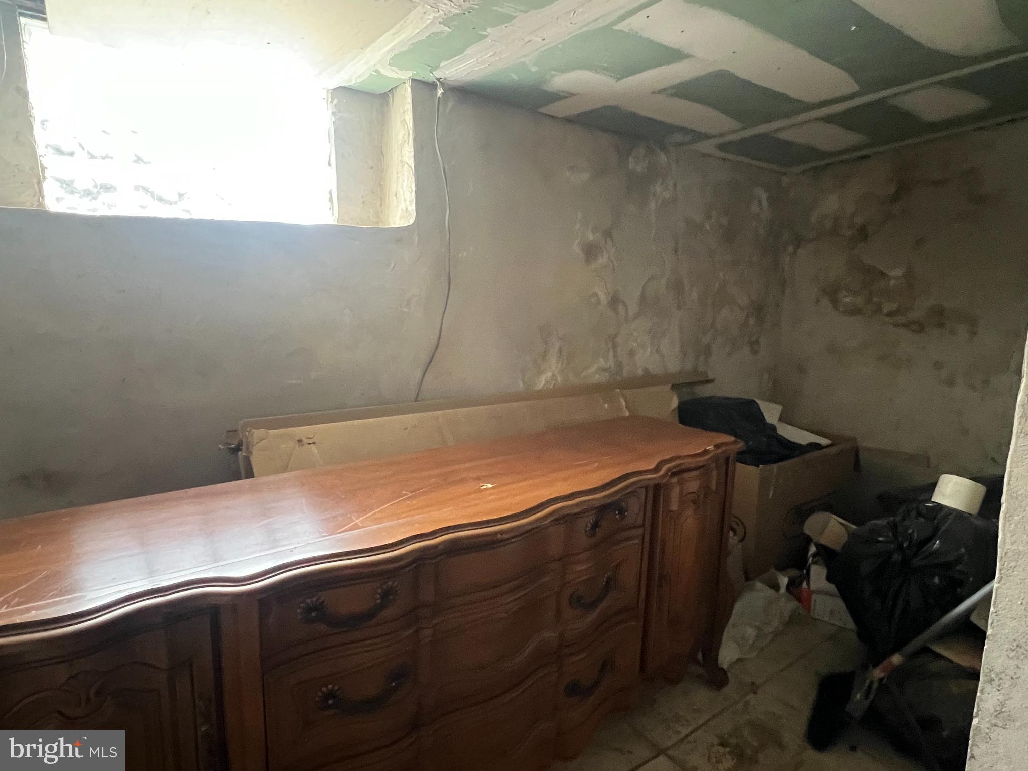 WEST PHILADELPHIA - Residential