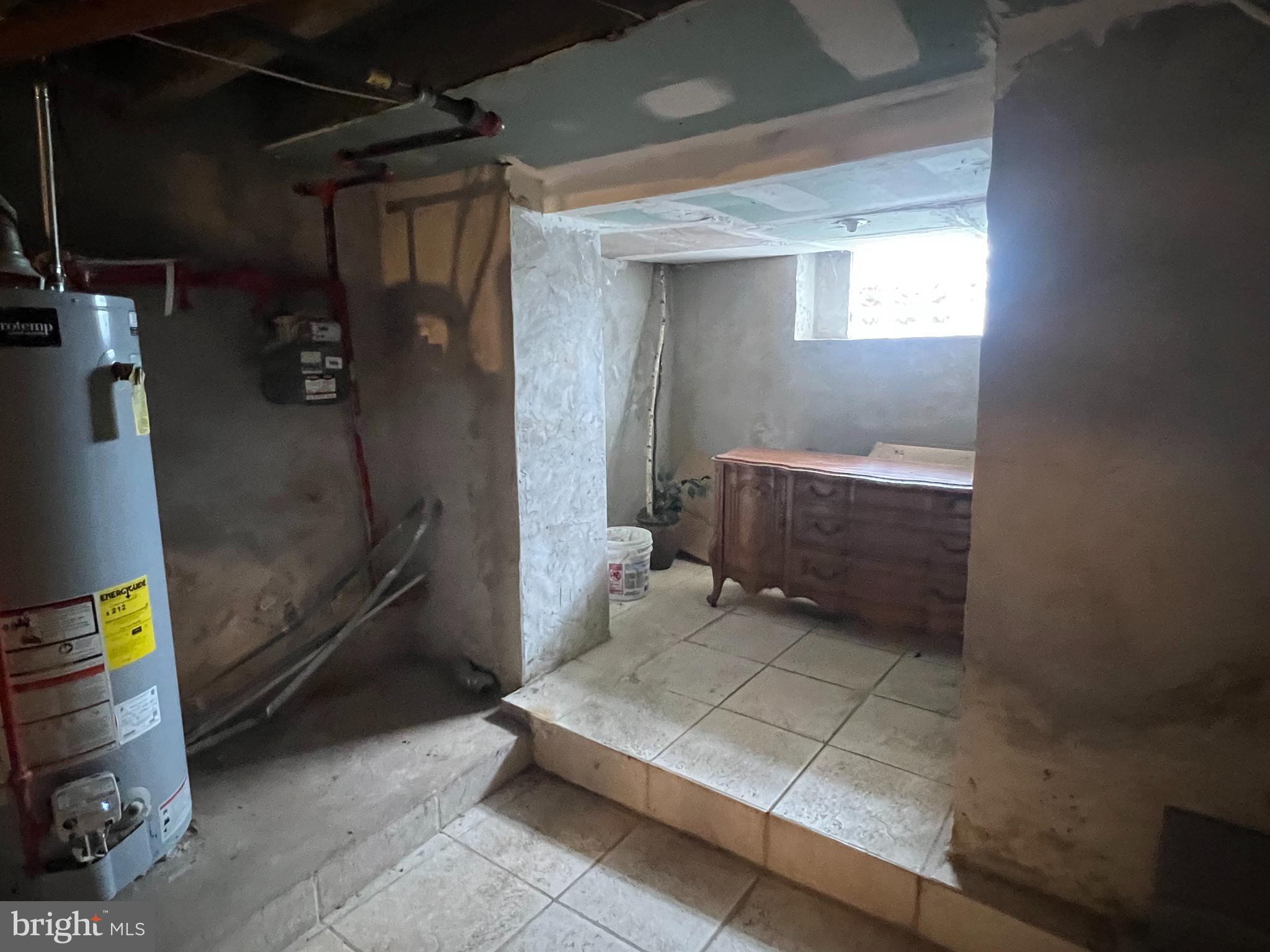 WEST PHILADELPHIA - Residential