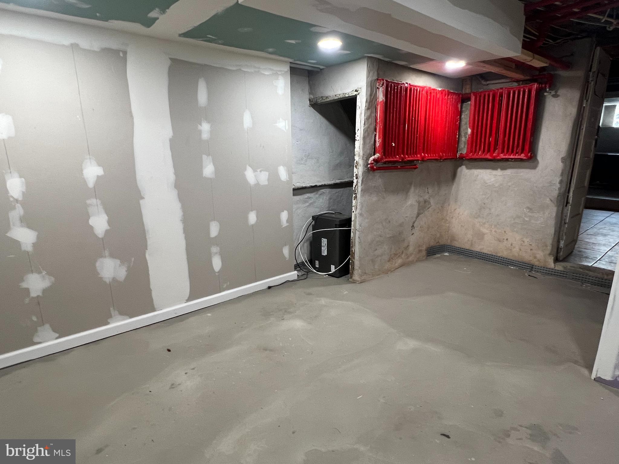 WEST PHILADELPHIA - Residential