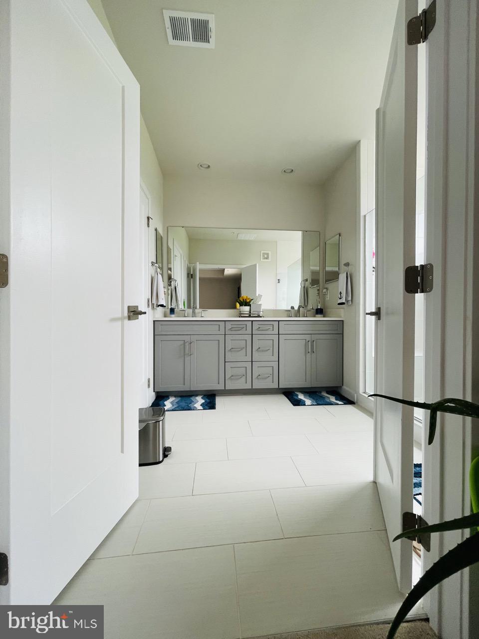 LOUDOUN VALLEY - Residential Lease