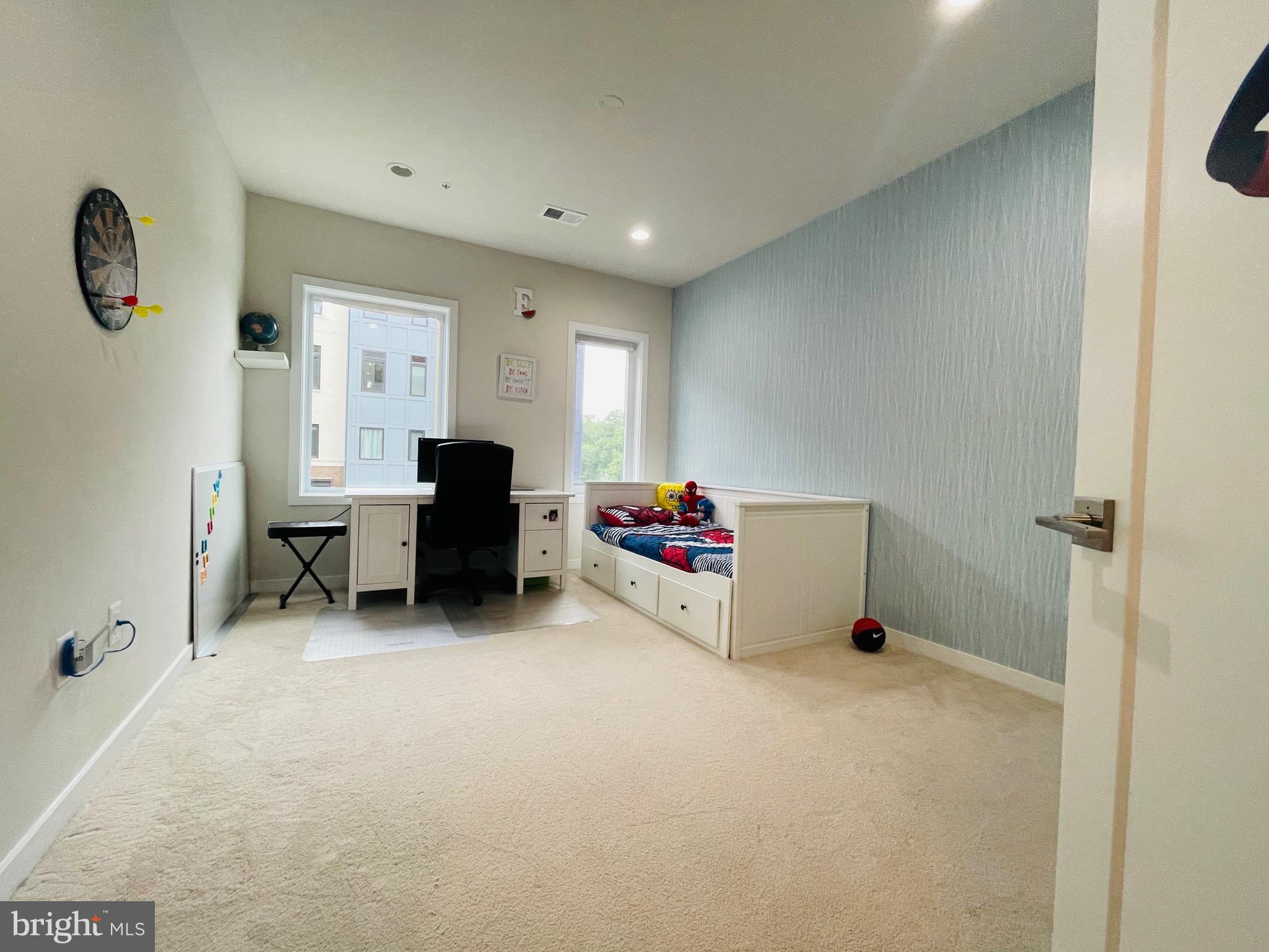 LOUDOUN VALLEY - Residential Lease