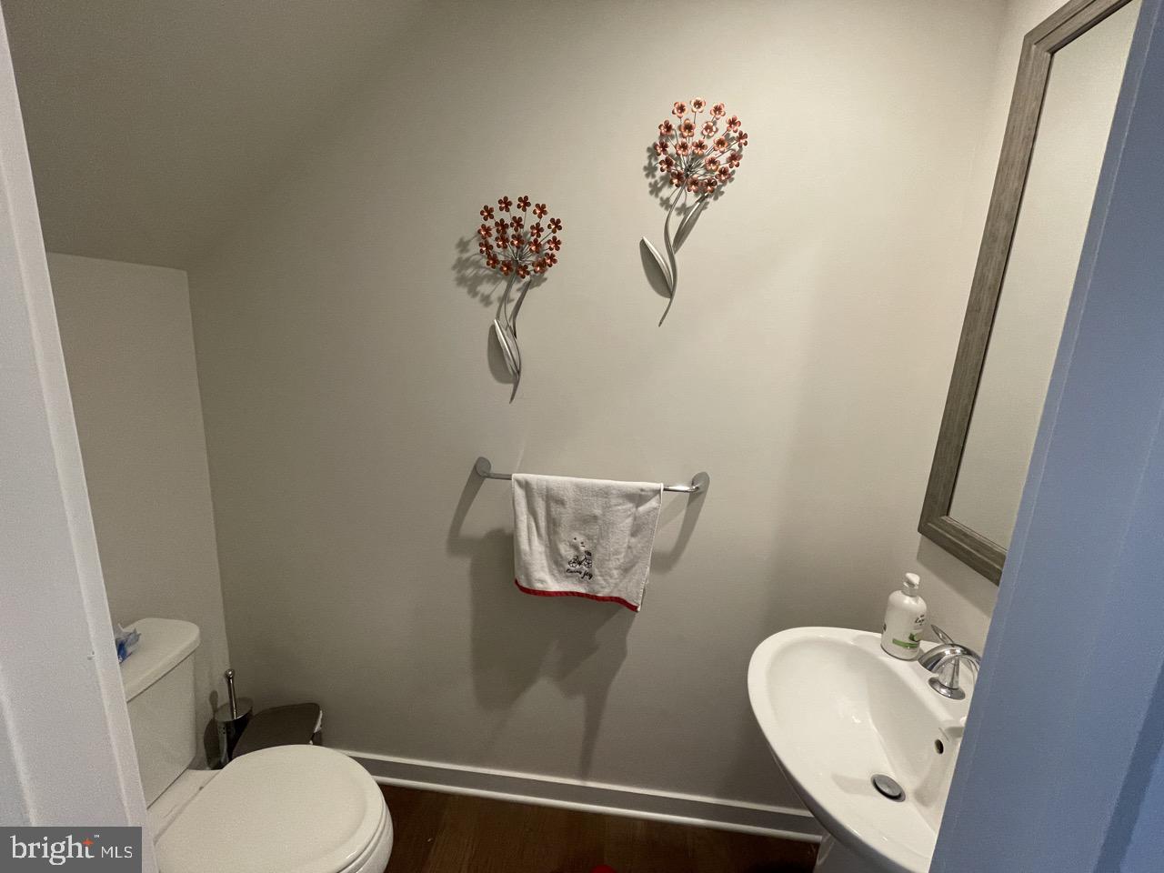 LOUDOUN VALLEY - Residential Lease