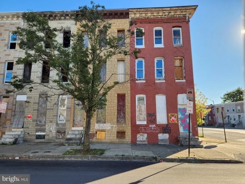 Townhouse For Sale - 341 S Payson Street<br/> Baltimore City County, BALTIMORE, MD 21223