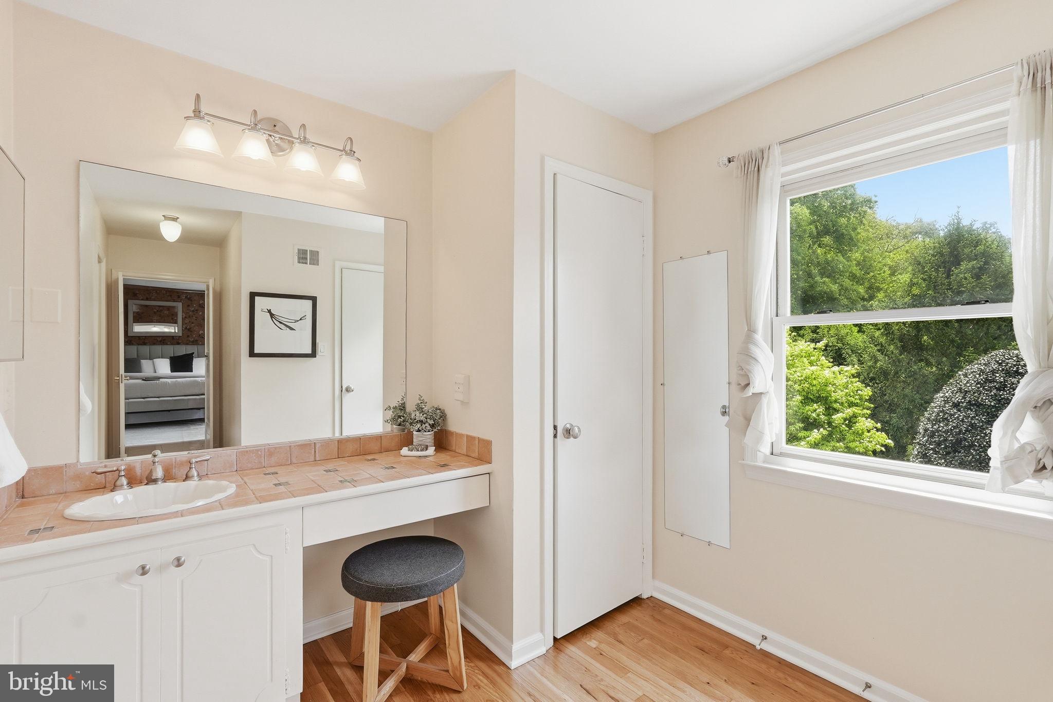 EAST GATE OF POTOMAC - Residential