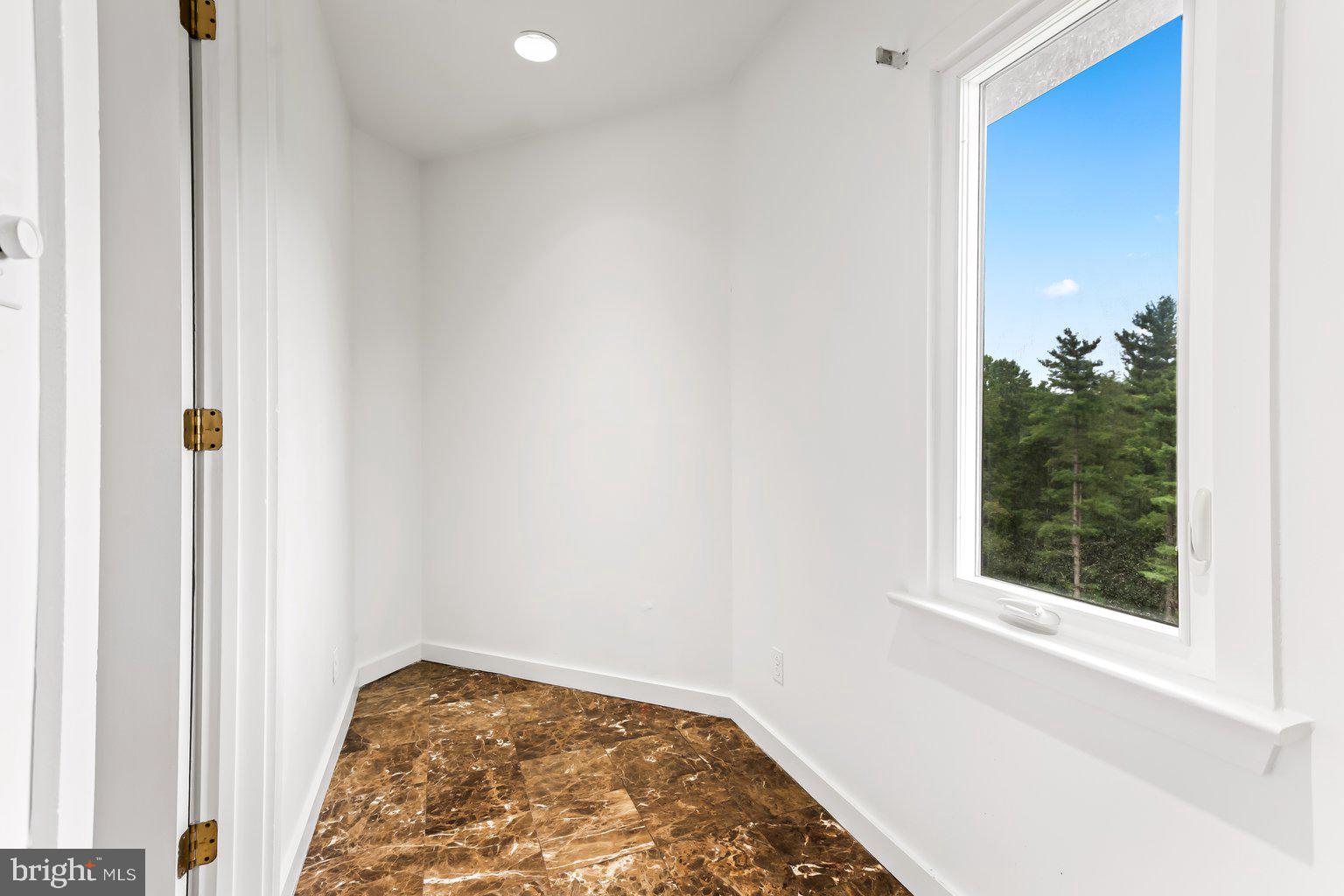 GREENLANDS HUNT VALLEY - Residential