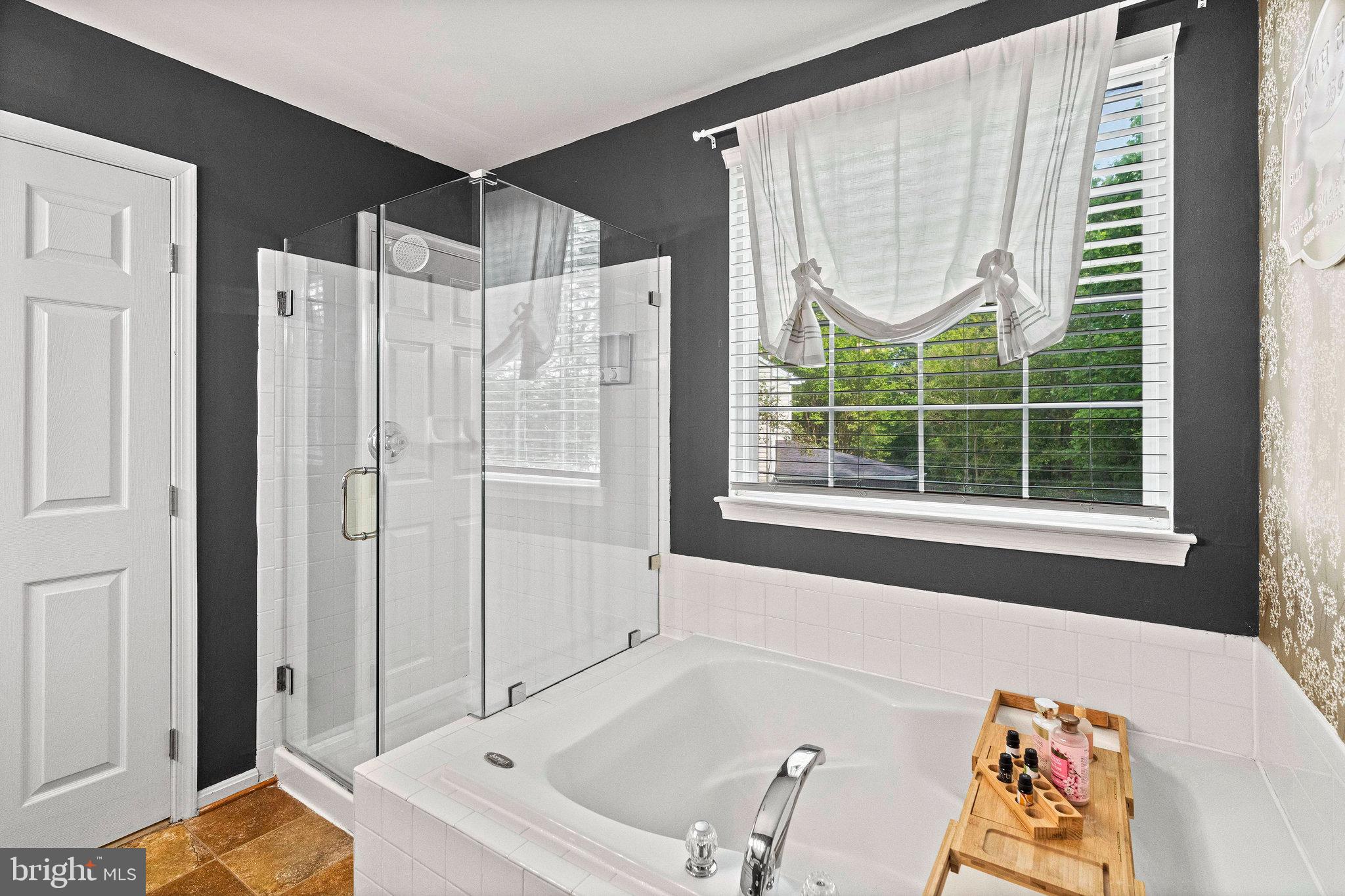 ASHLAND - Residential Lease