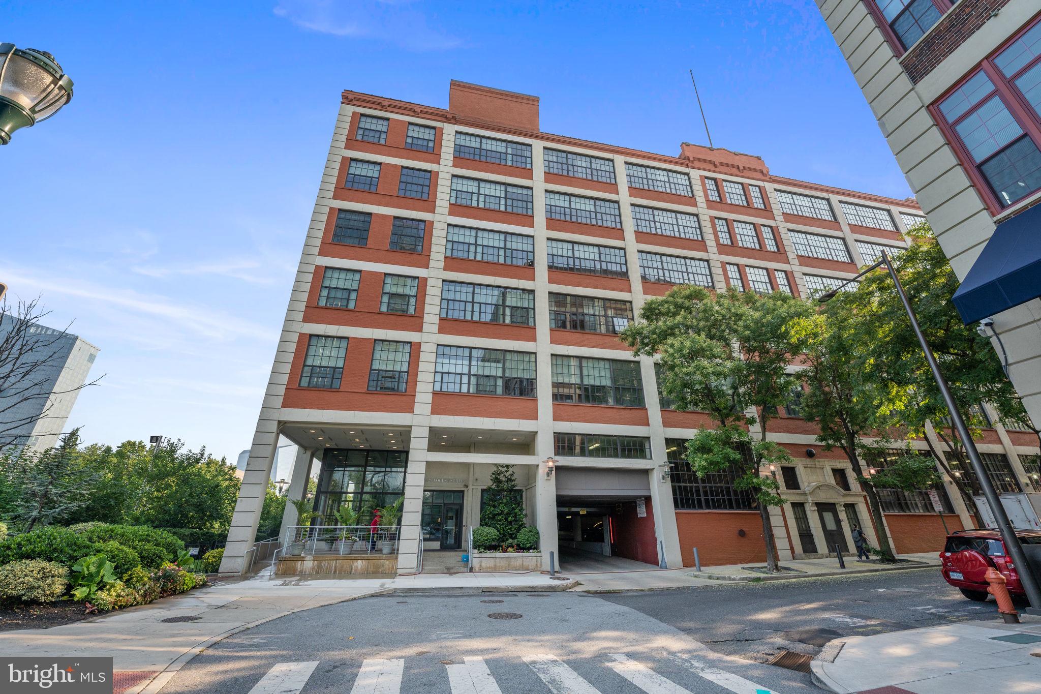 FITLER SQUARE - Residential Lease