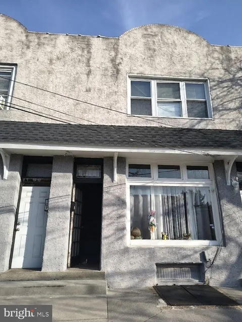 MLS: NJCD2114484