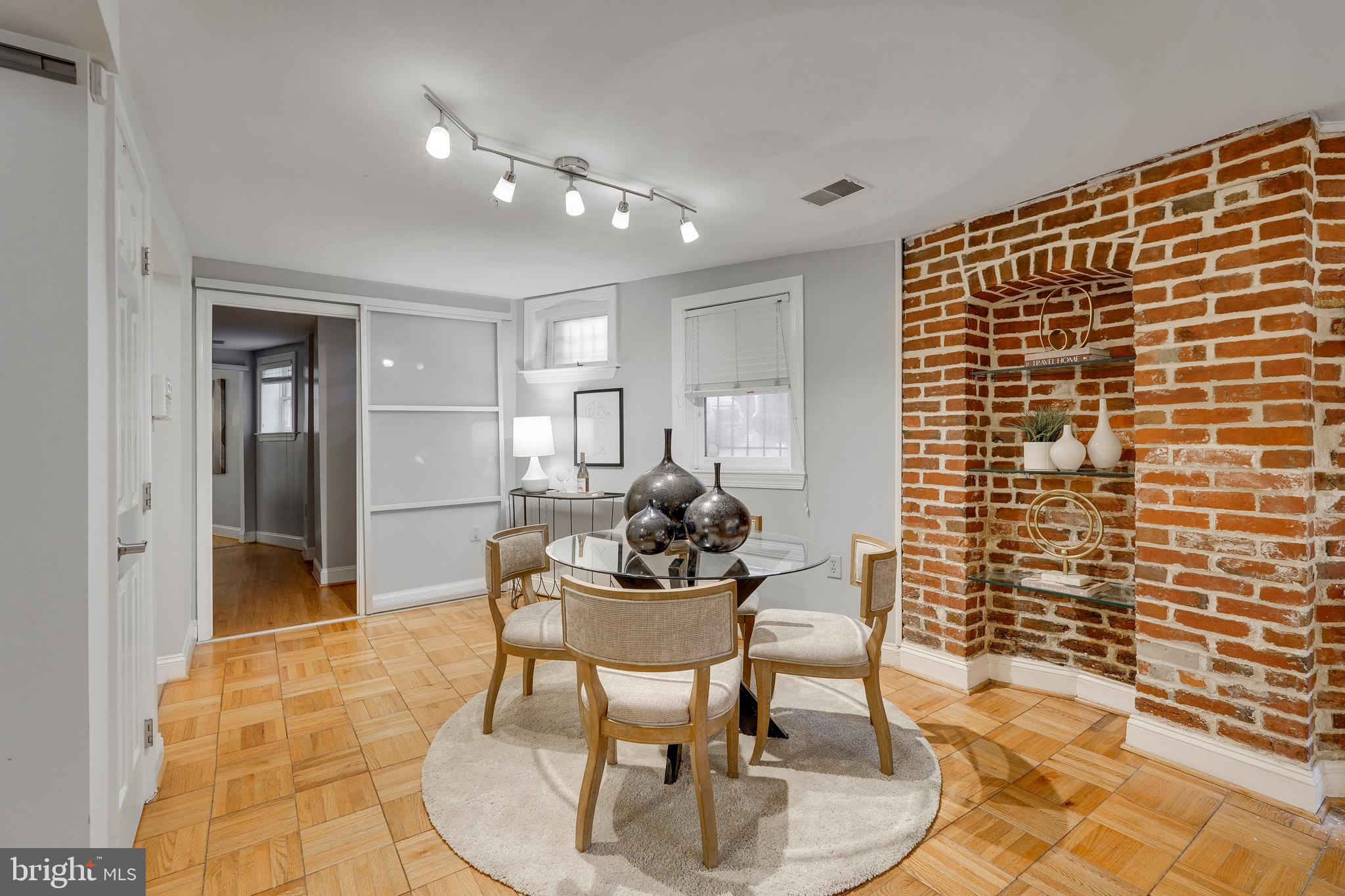 1938 BILTMORE STREET NW D