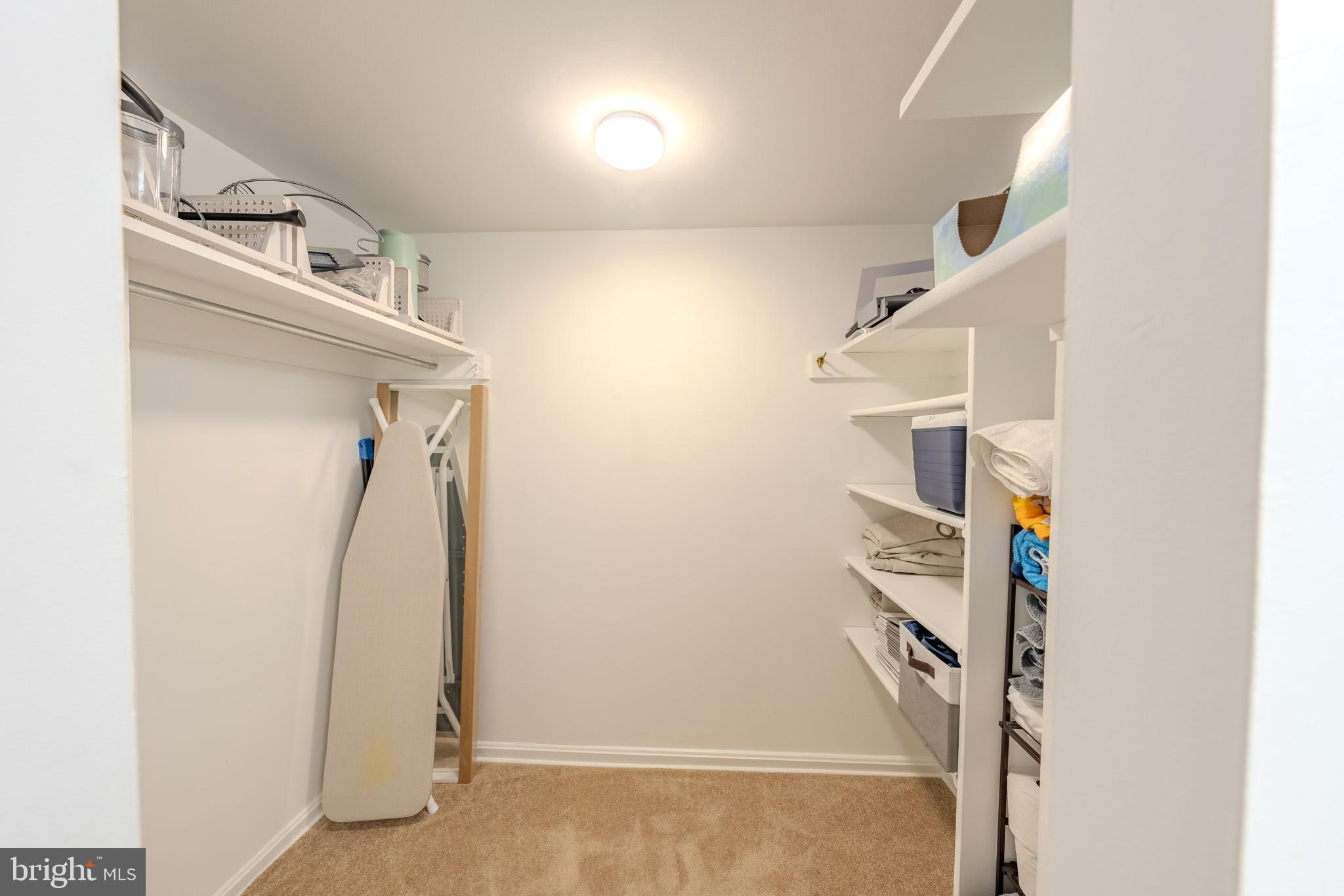 HORIZON HOUSE - Residential Lease