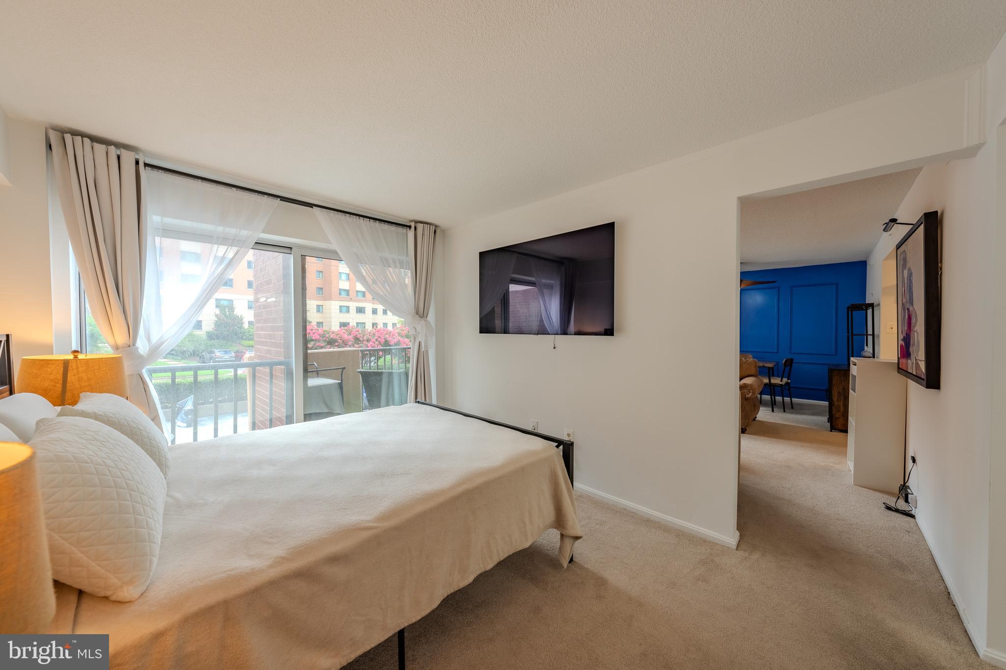 HORIZON HOUSE - Residential Lease