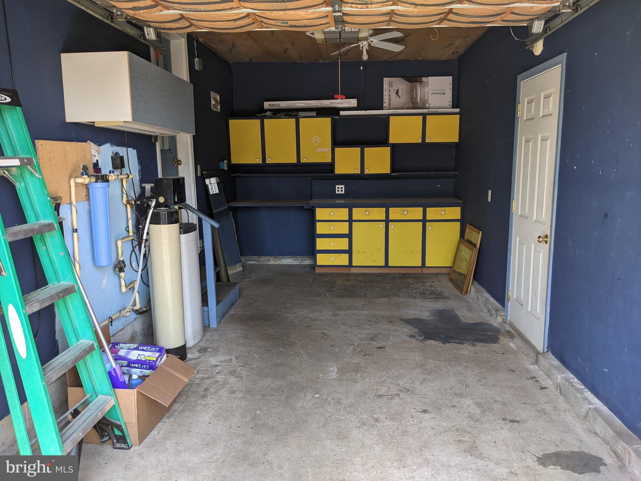 HALLAM BOROUGH - Residential