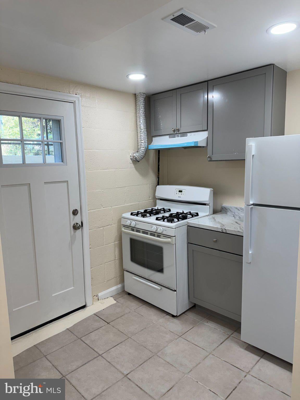 5208 EDGEWOOD ROAD