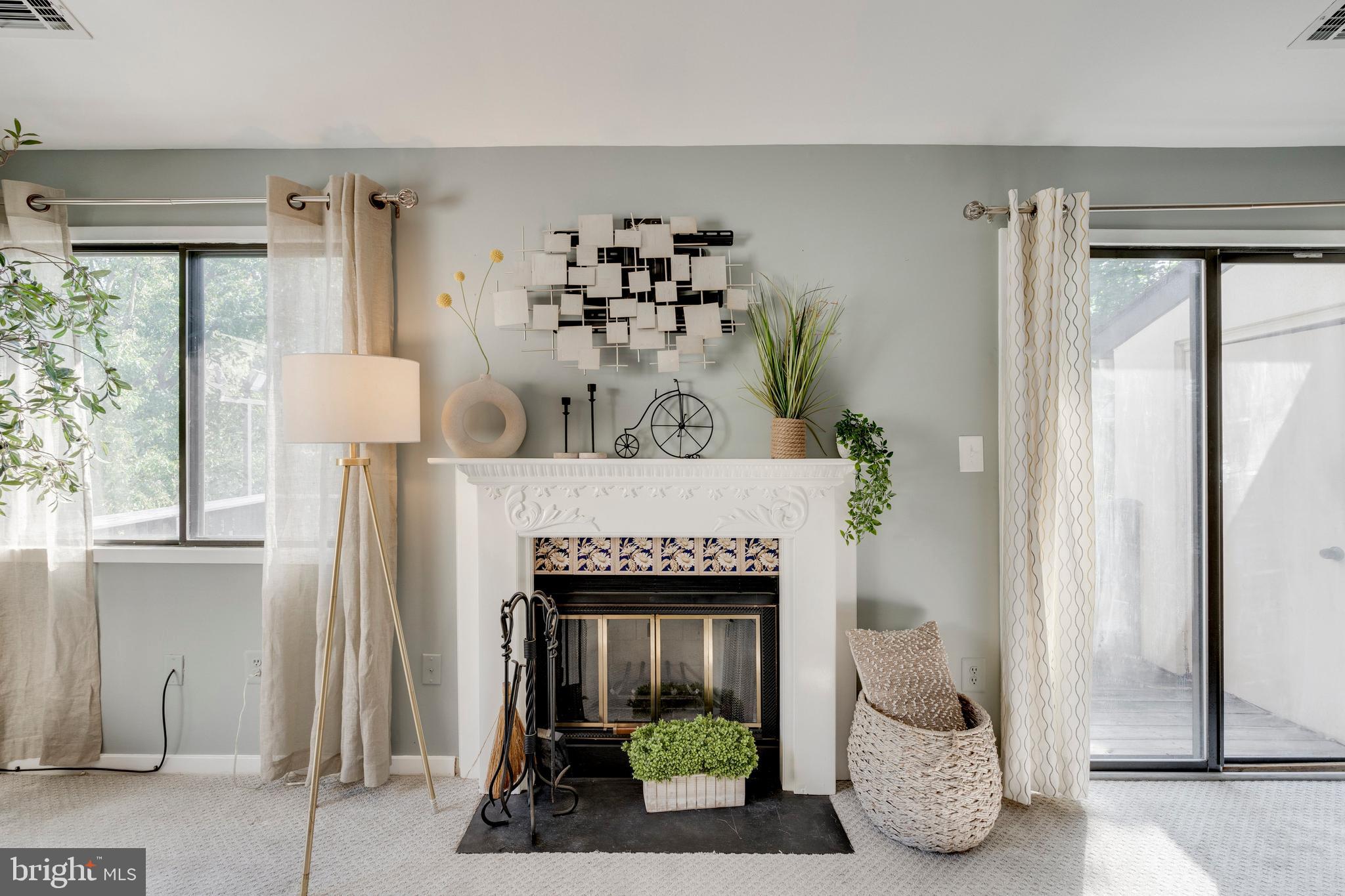 CHRISTOPHER COURT - Residential