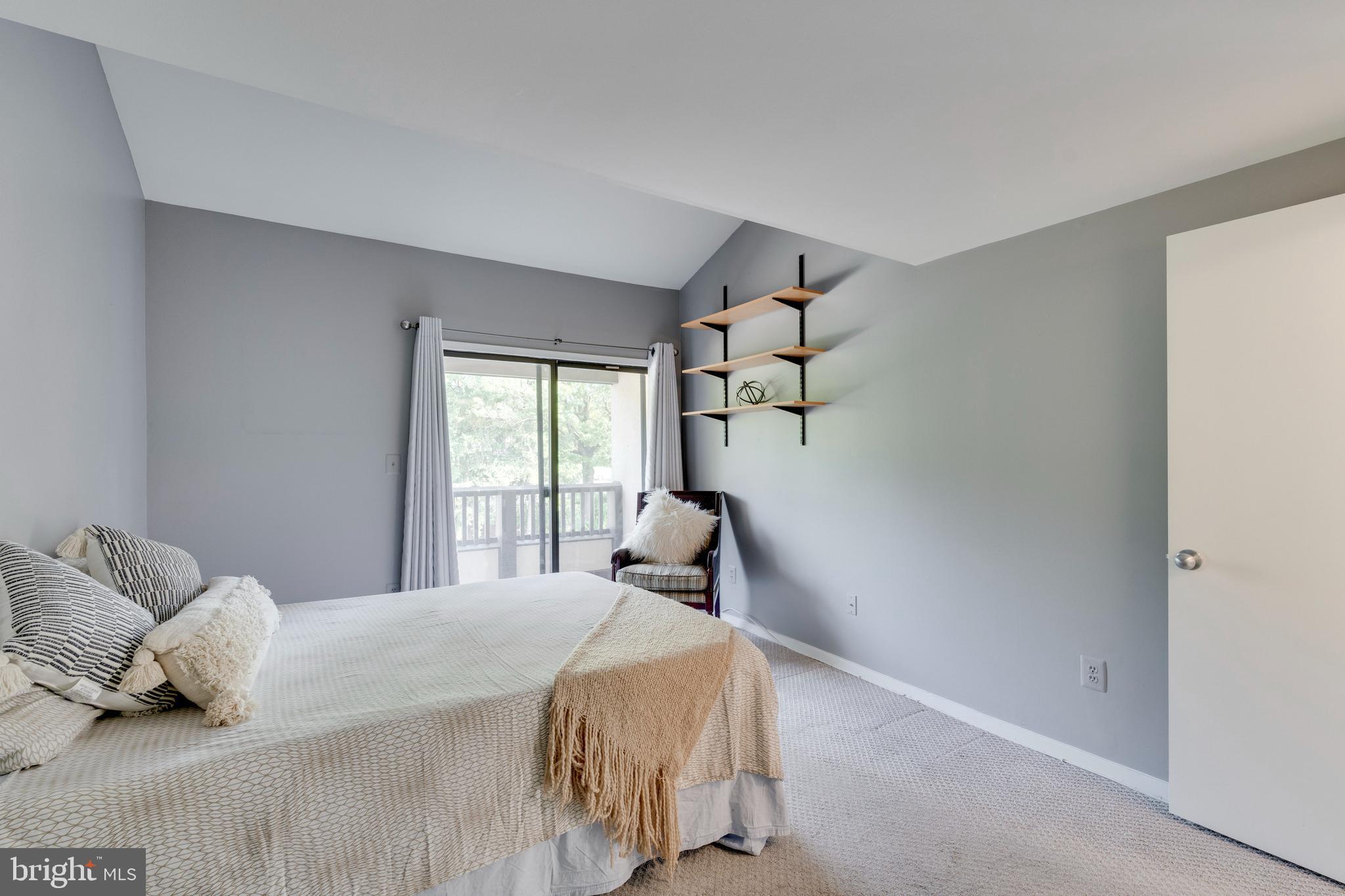 CHRISTOPHER COURT - Residential