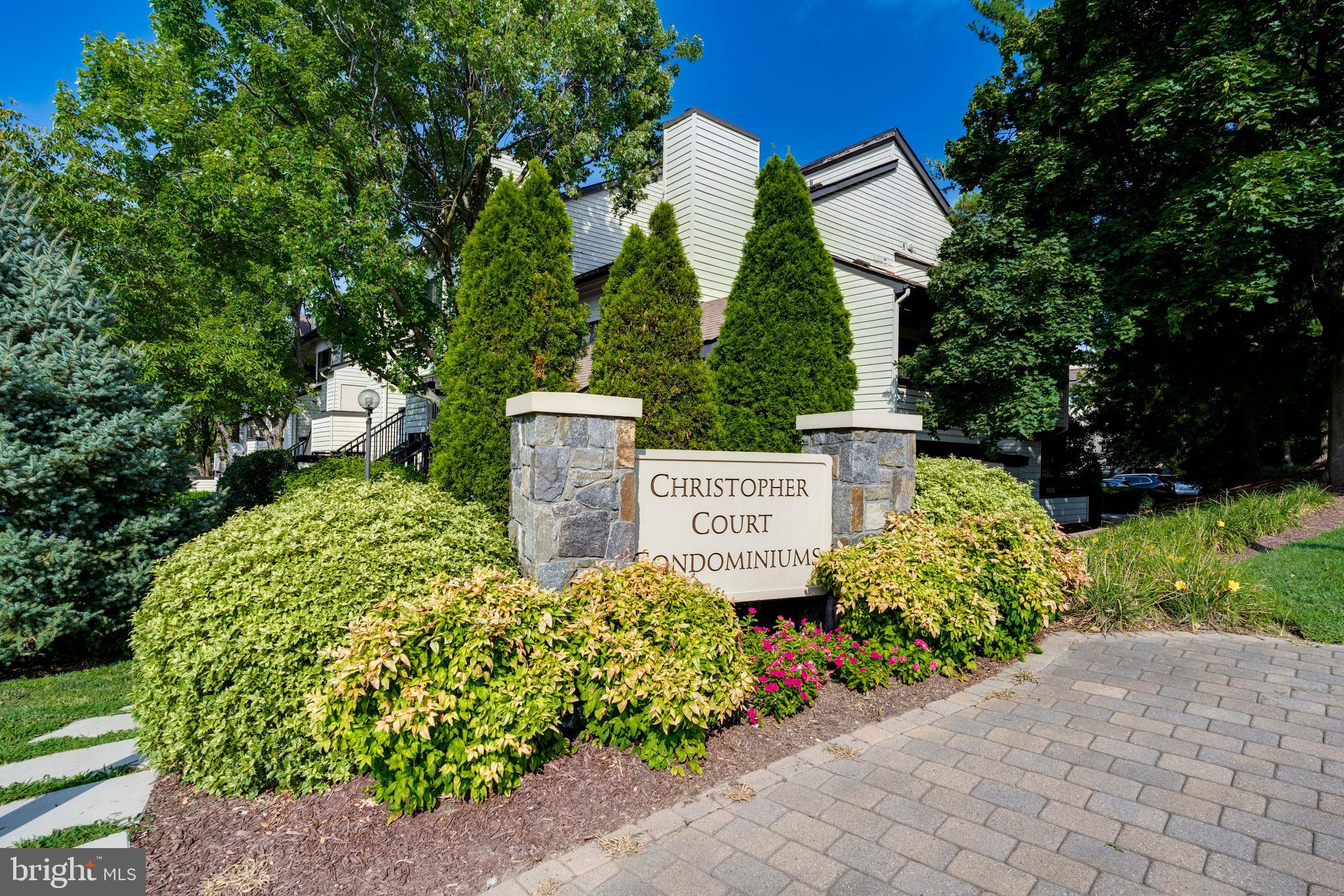 CHRISTOPHER COURT - Residential