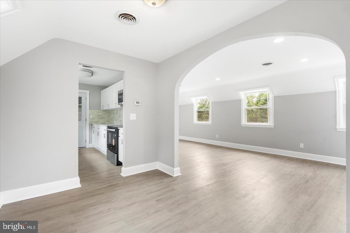 PERRYVILLE - Residential