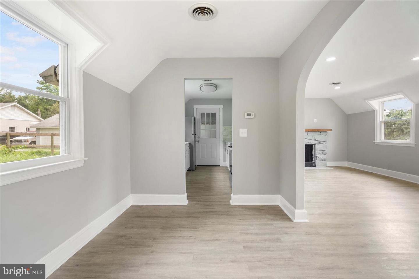 PERRYVILLE - Residential