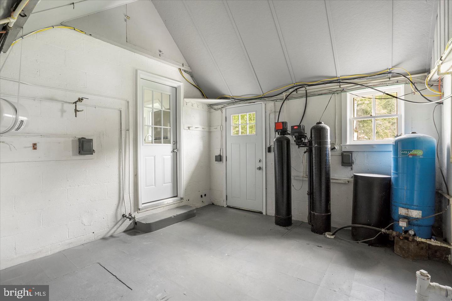 PERRYVILLE - Residential