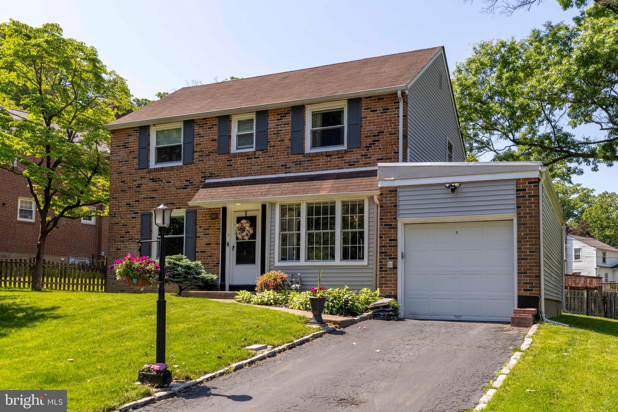 OVERLOOK HILLS - Residential