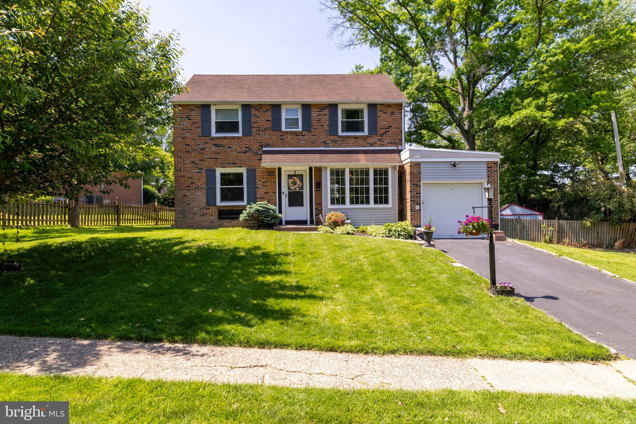 1910 MAPLEWOOD AVENUE, ABINGTON, PA, 19001 1910 MAPLEWOOD AVENUE