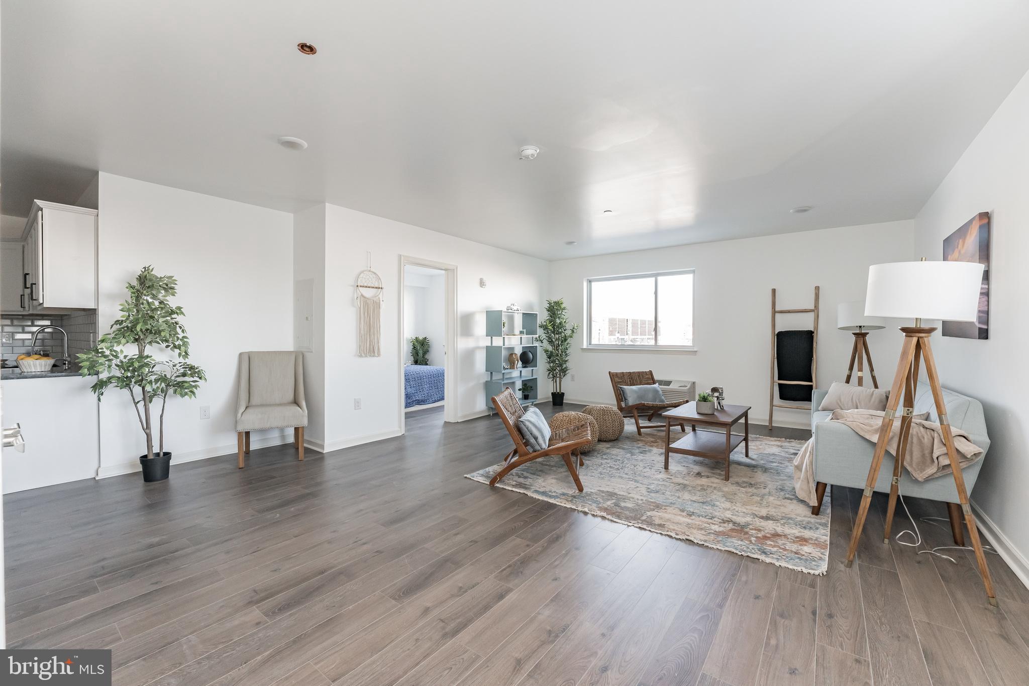 ROXBOROUGH - Residential Lease