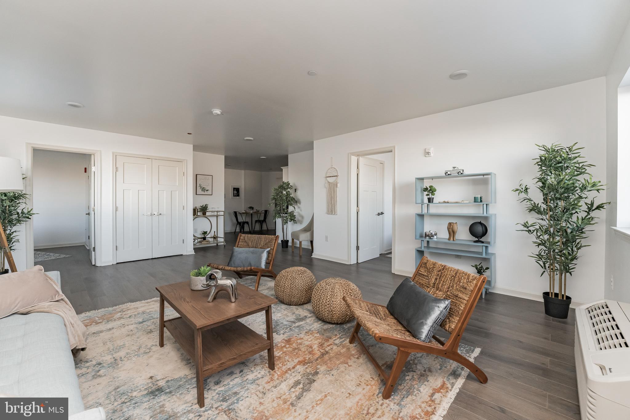 ROXBOROUGH - Residential Lease