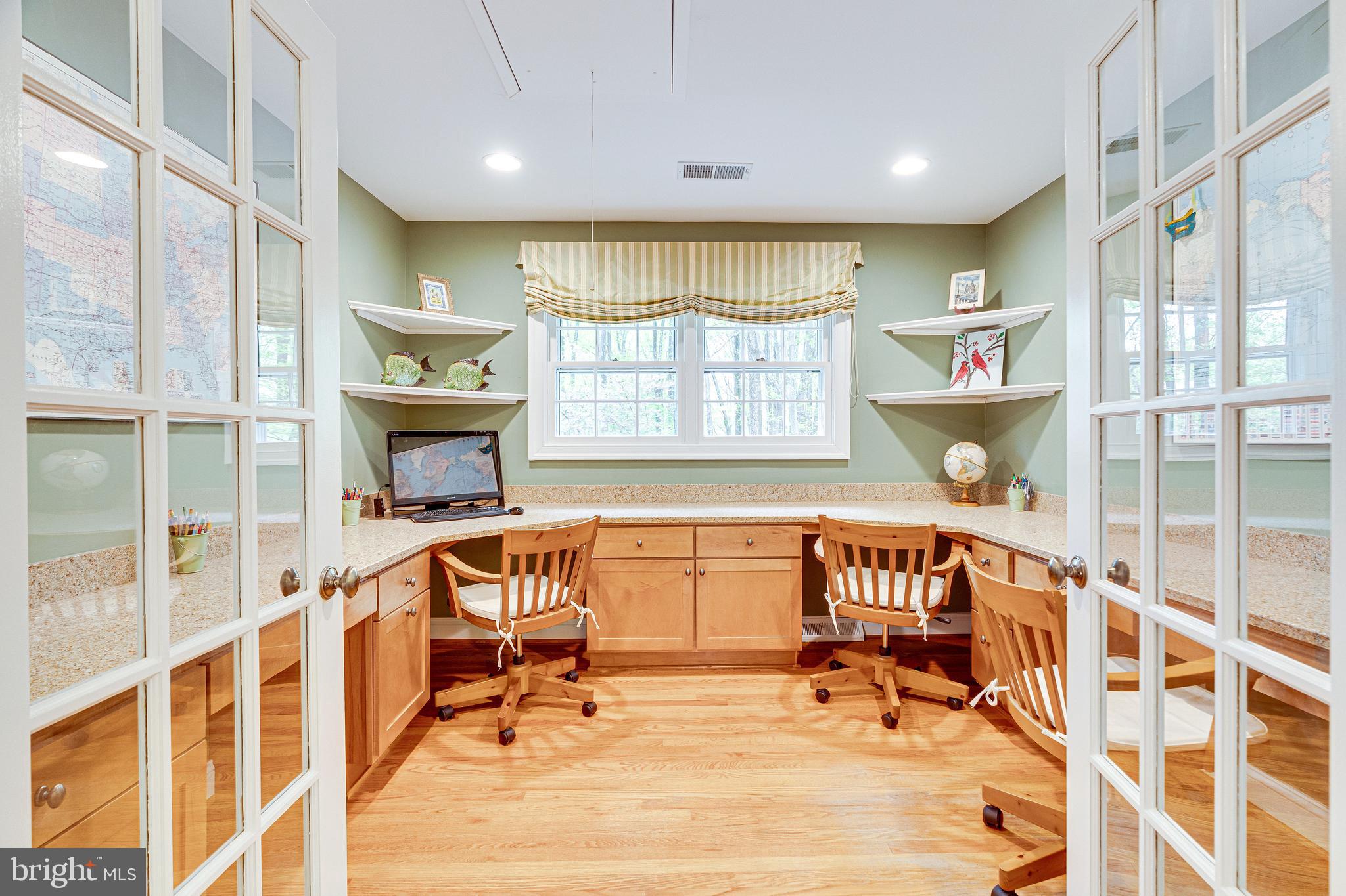 AVON PARK - Residential