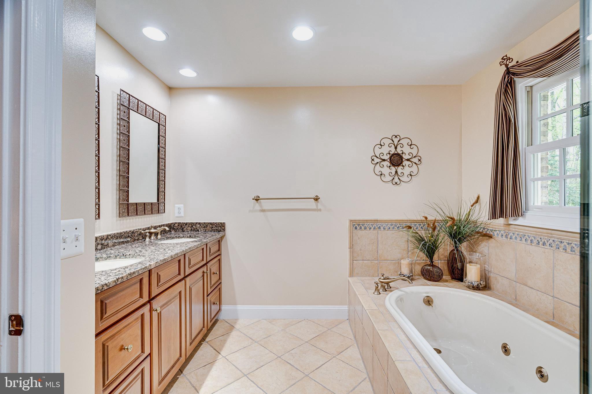 AVON PARK - Residential