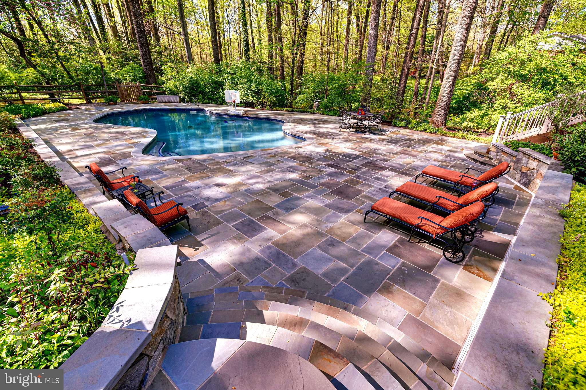 AVON PARK - Residential