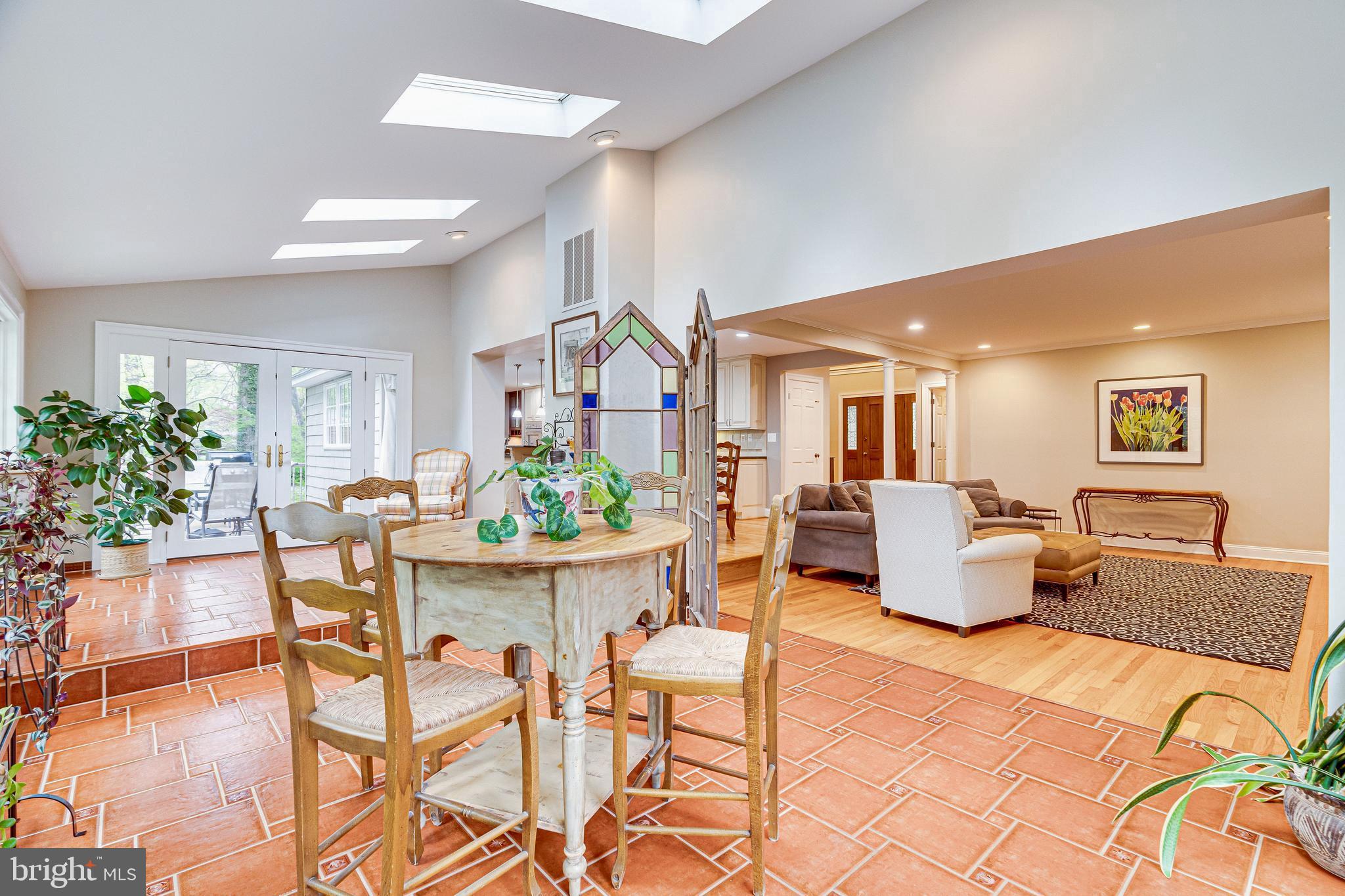 AVON PARK - Residential